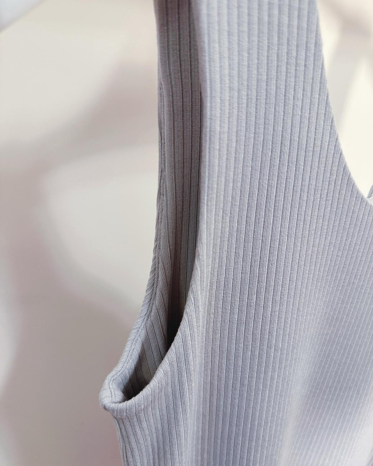 aalis MOXIE SS26 sweetheart knit tank (Light Grey)