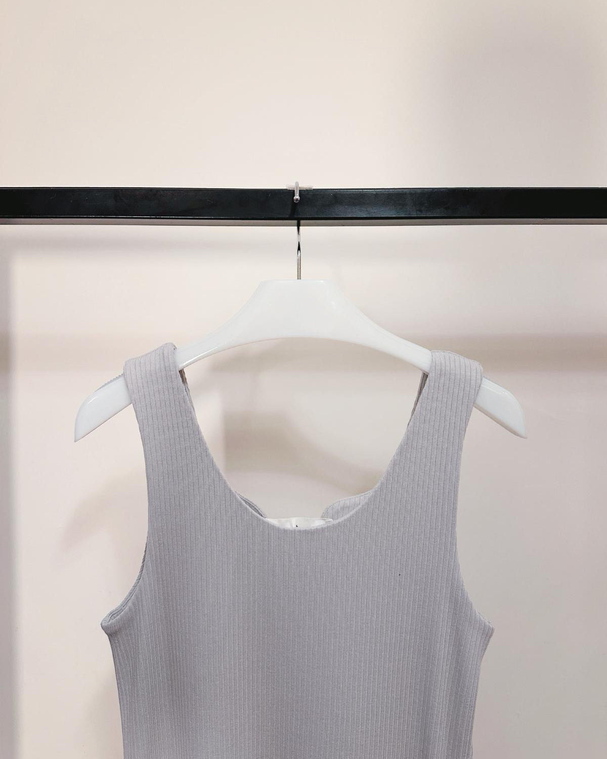 aalis MOXIE SS26 sweetheart knit tank (Light Grey)