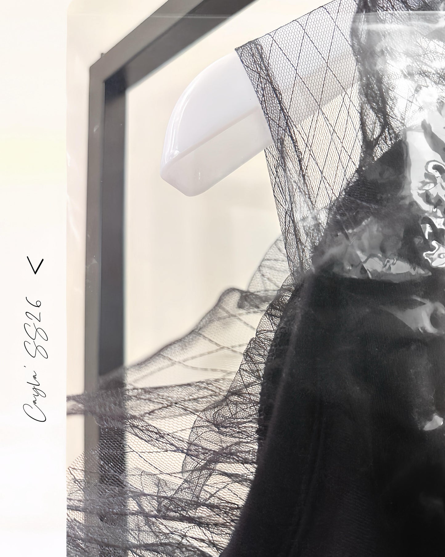 aalis CAYLA SS26 cold shoulder s/s sweater (Black)