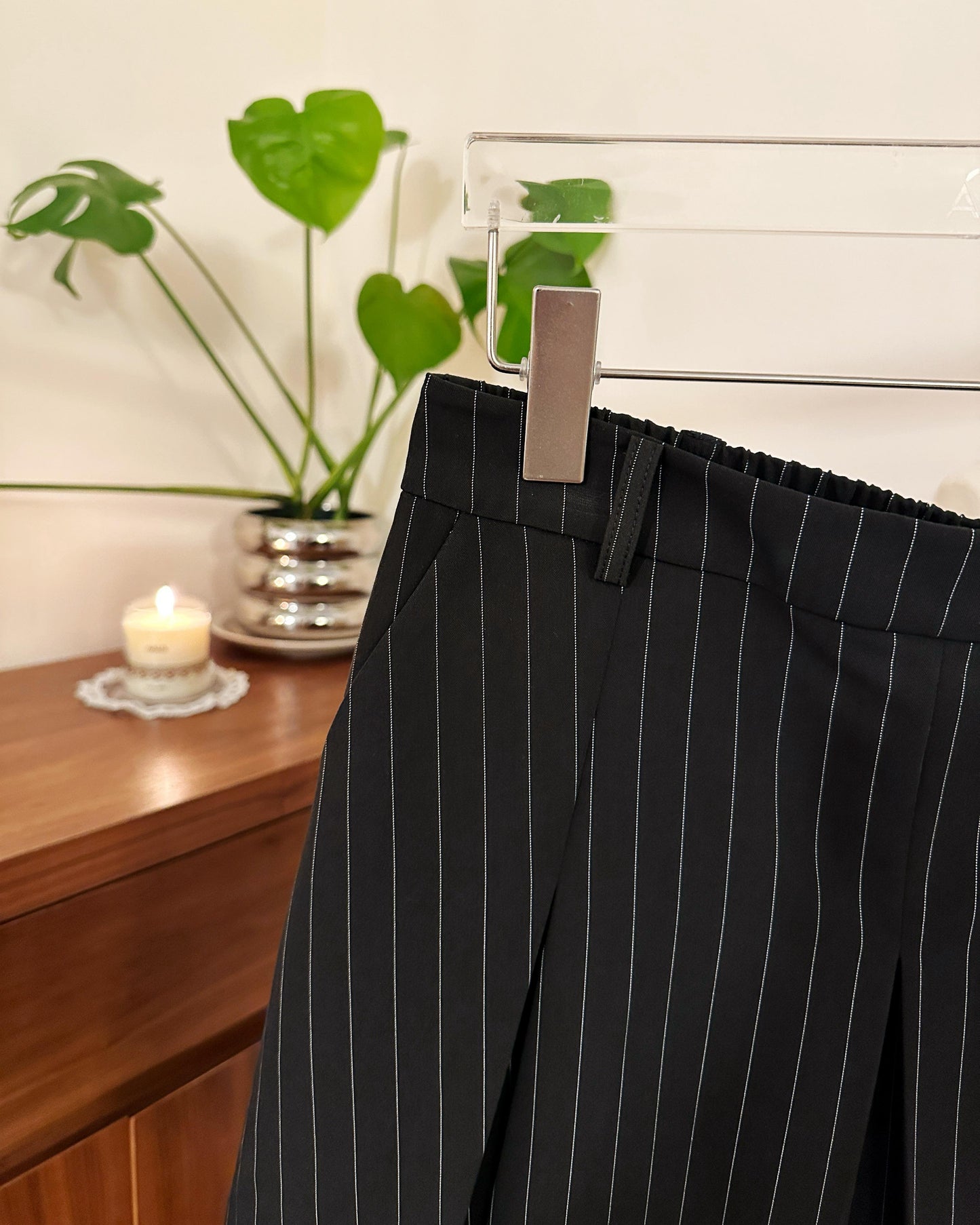 aalis FAYE STRIPED pleated mini skirt (Black Mix)