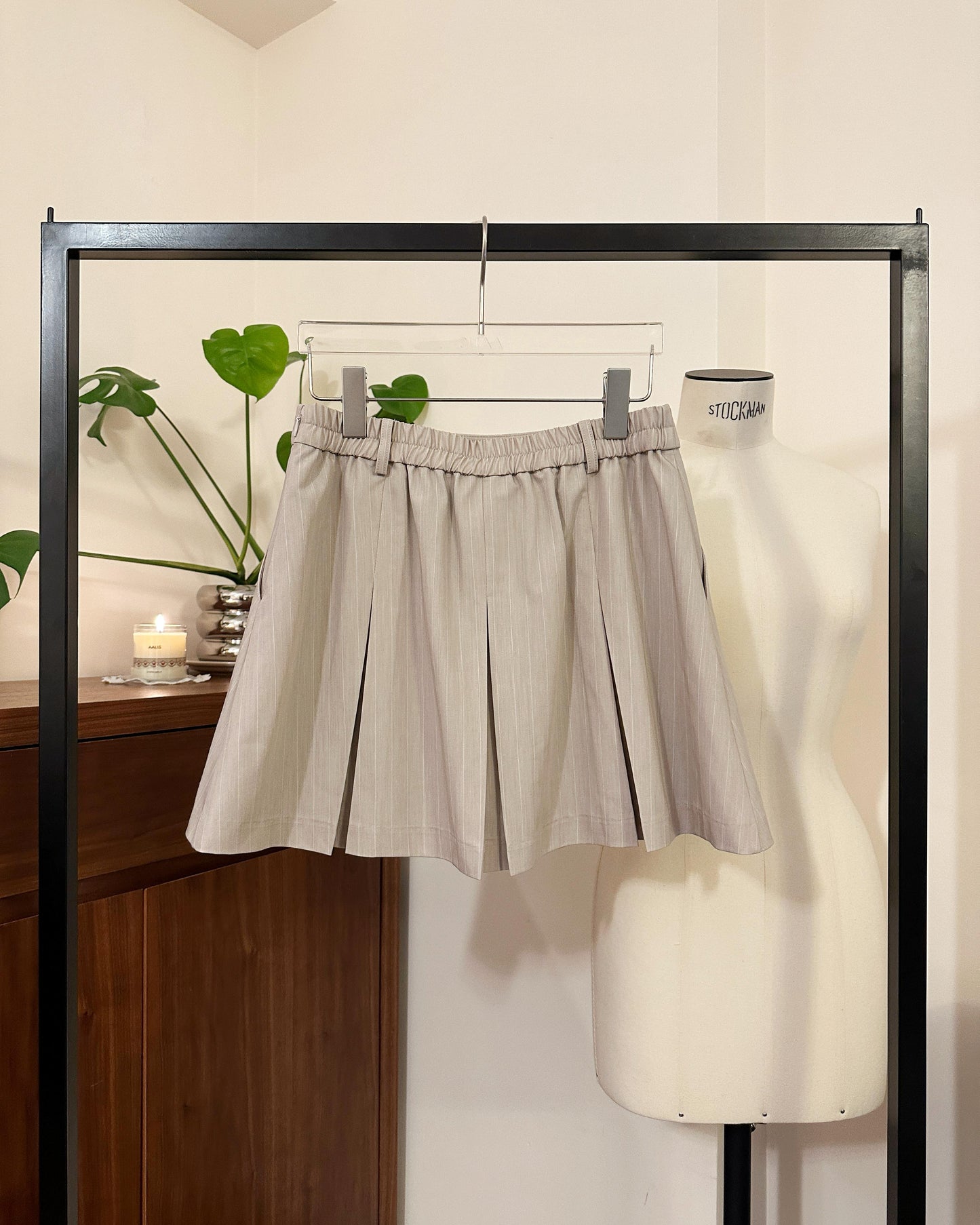 aalis FAYE STRIPED pleated mini skirts (Lt Begie)