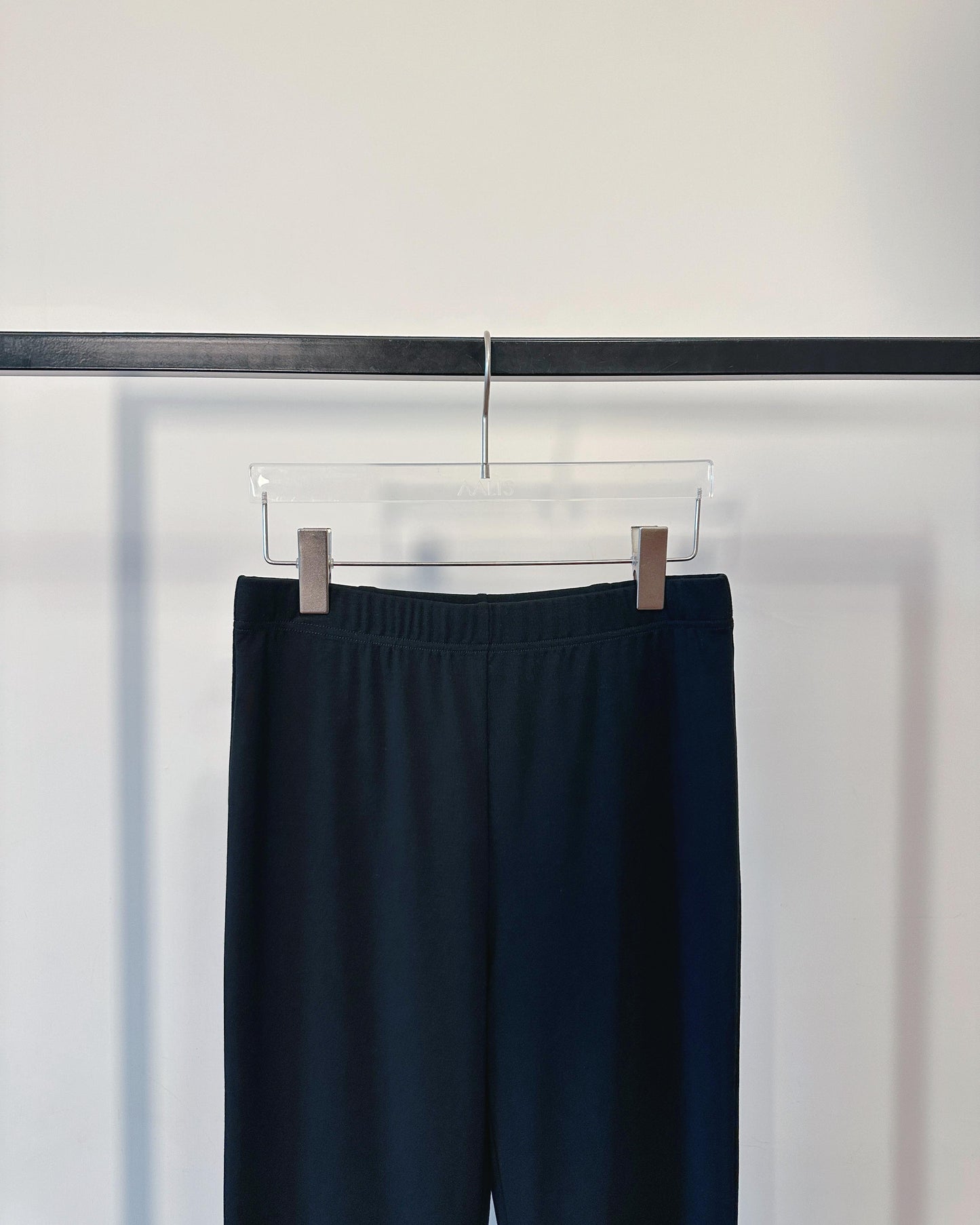aalis DAMIEN SS26 chiffon ruffle hem pants (Black)