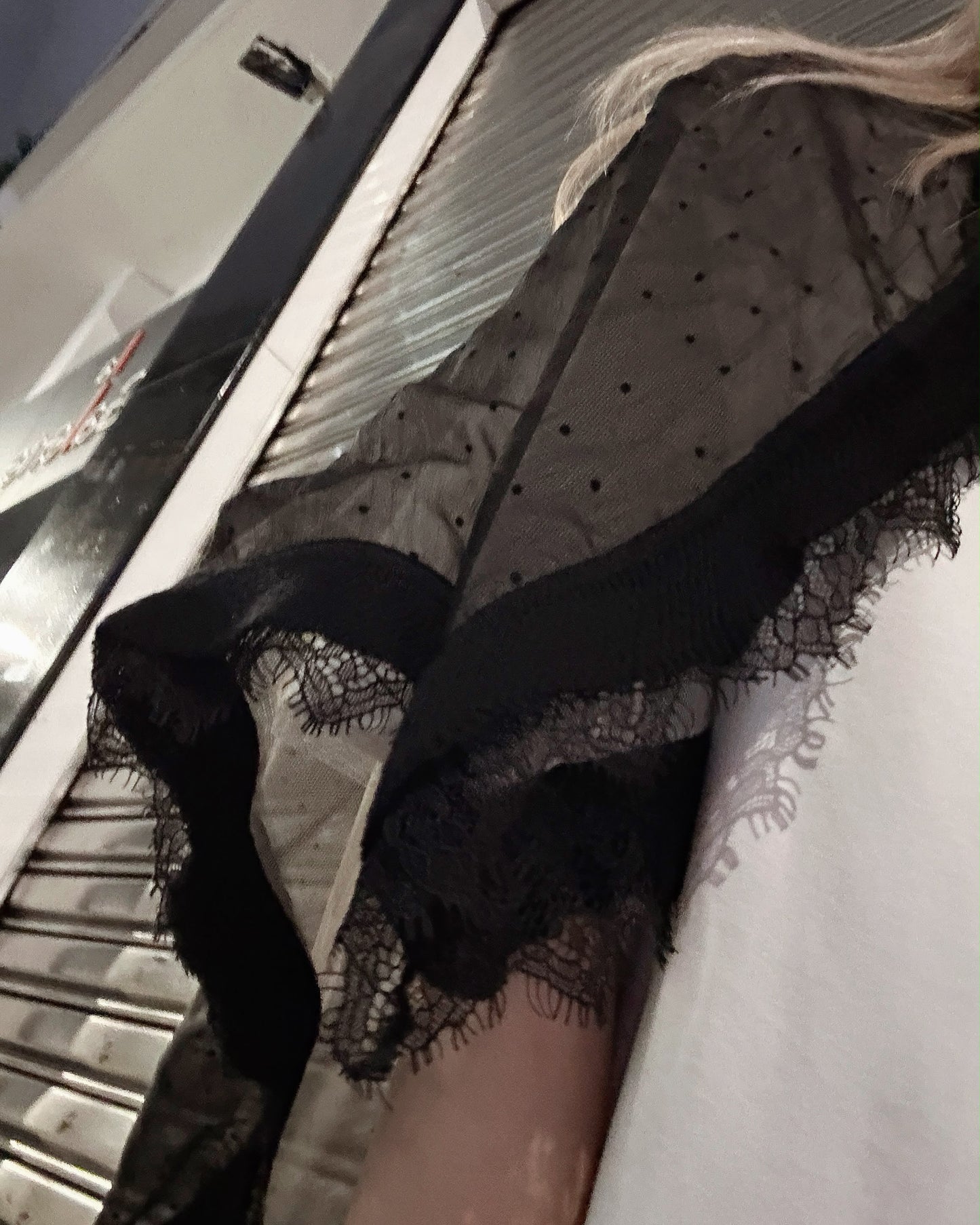 aalis LISI MESH SS26 ruffle hem scarf (Black Dot)