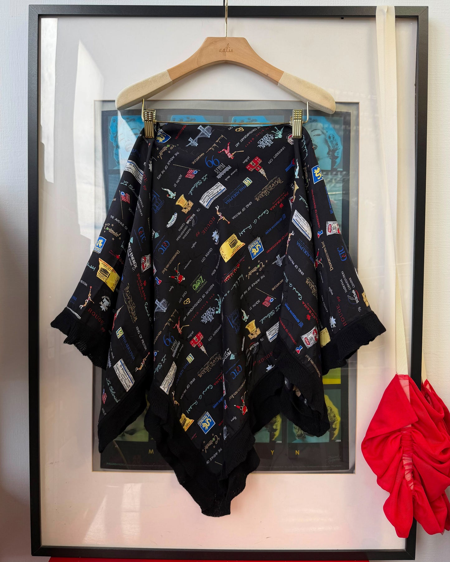 aalis LISI SS26 ruffle hem scarf (Black Print)