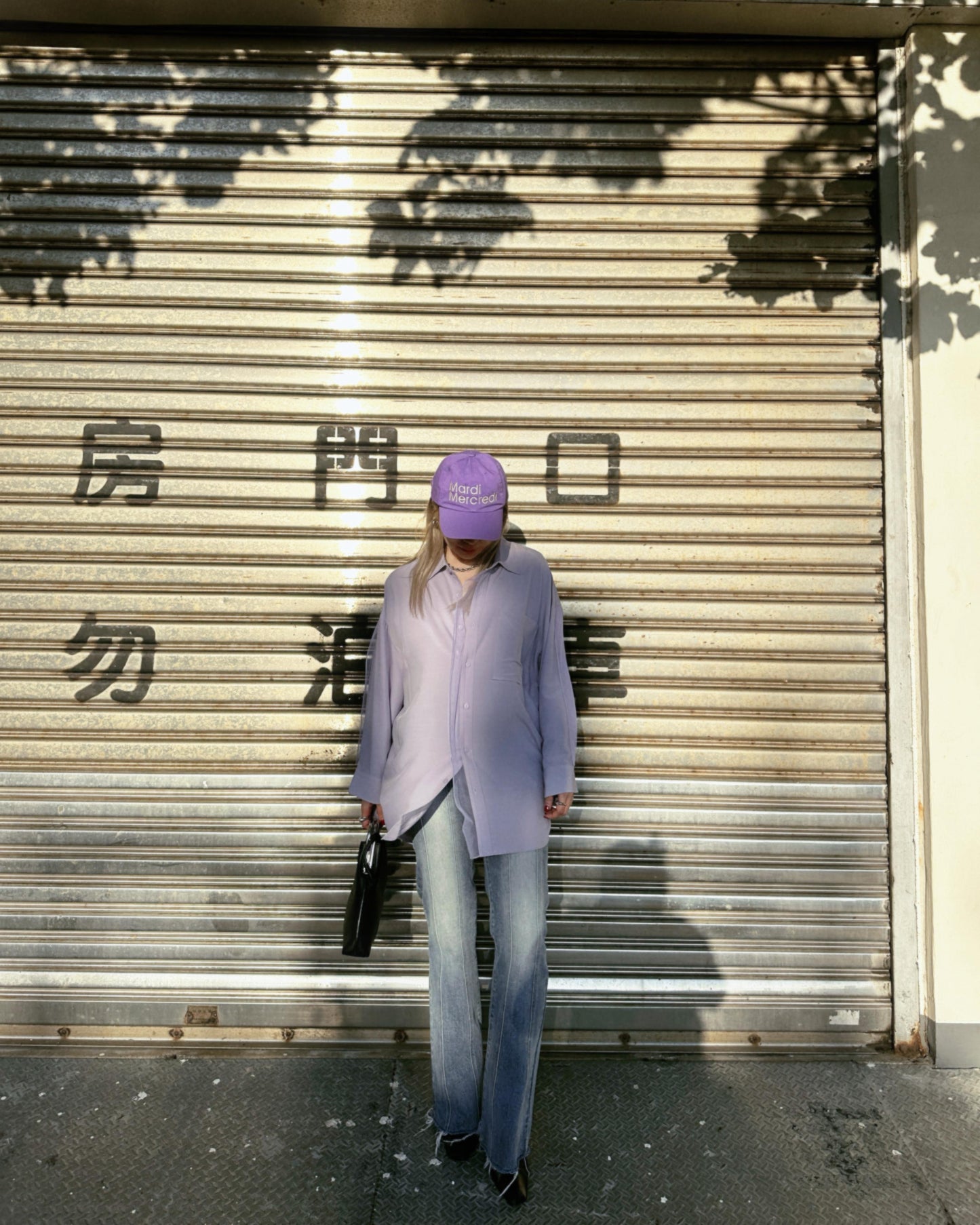 aalis COFFEY FW25 single pocket mesh detail oversized shirt (Dusty Lilac)