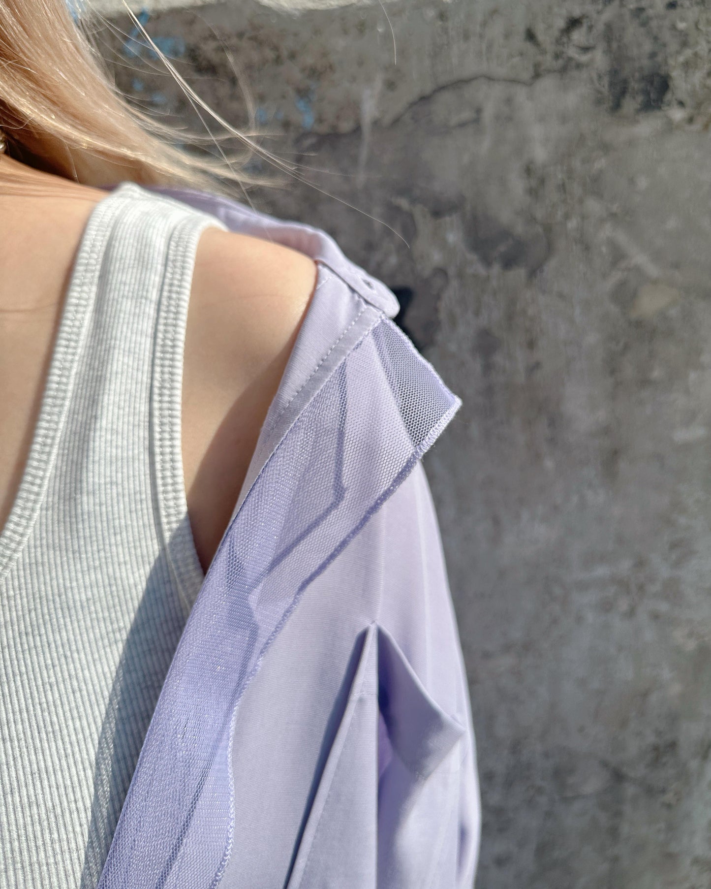 aalis COFFEY FW25 single pocket mesh detail oversized shirt (Dusty Lilac)