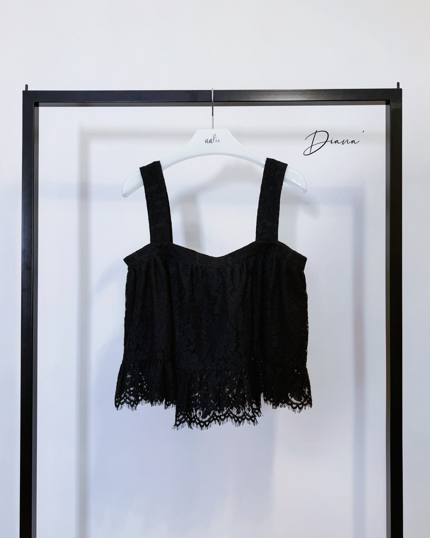 aalis DIANA SS26 cropped lace tank (Black)