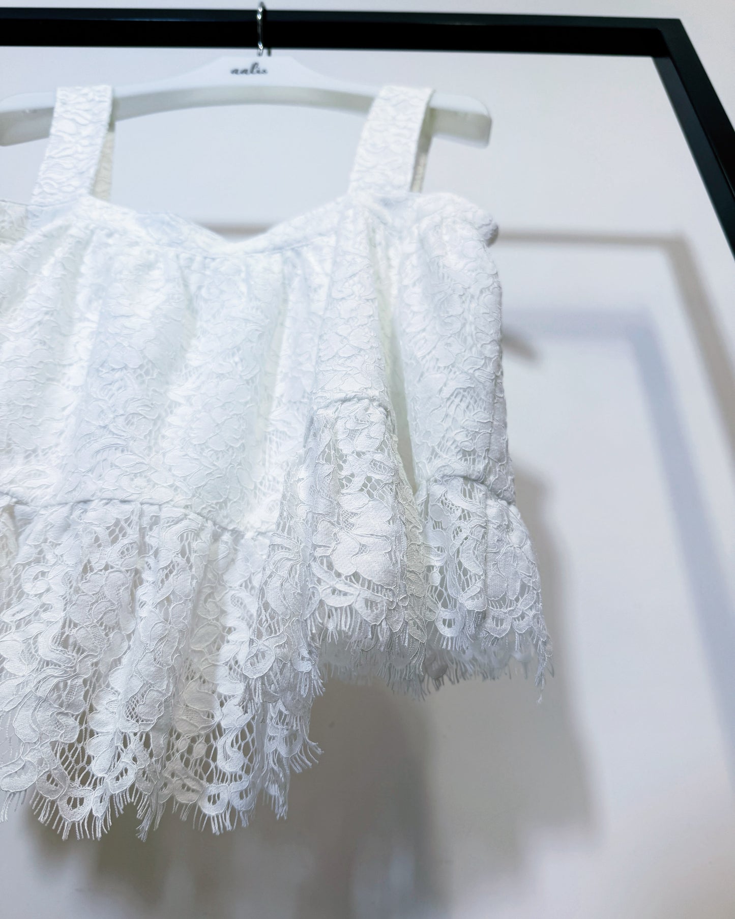 aalis DIANA SS26 cropped lace tank (White)