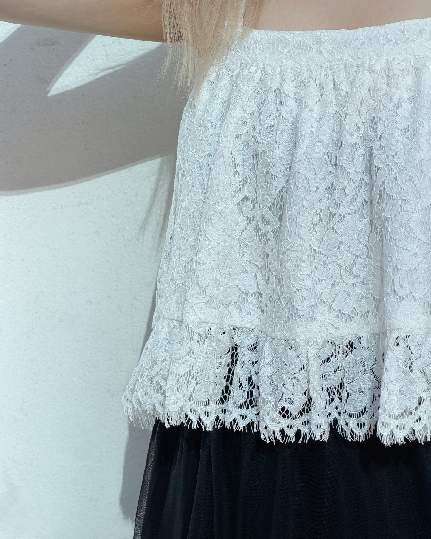 (Pre-order) aalis DIANA SS26 cropped lace tank (White)