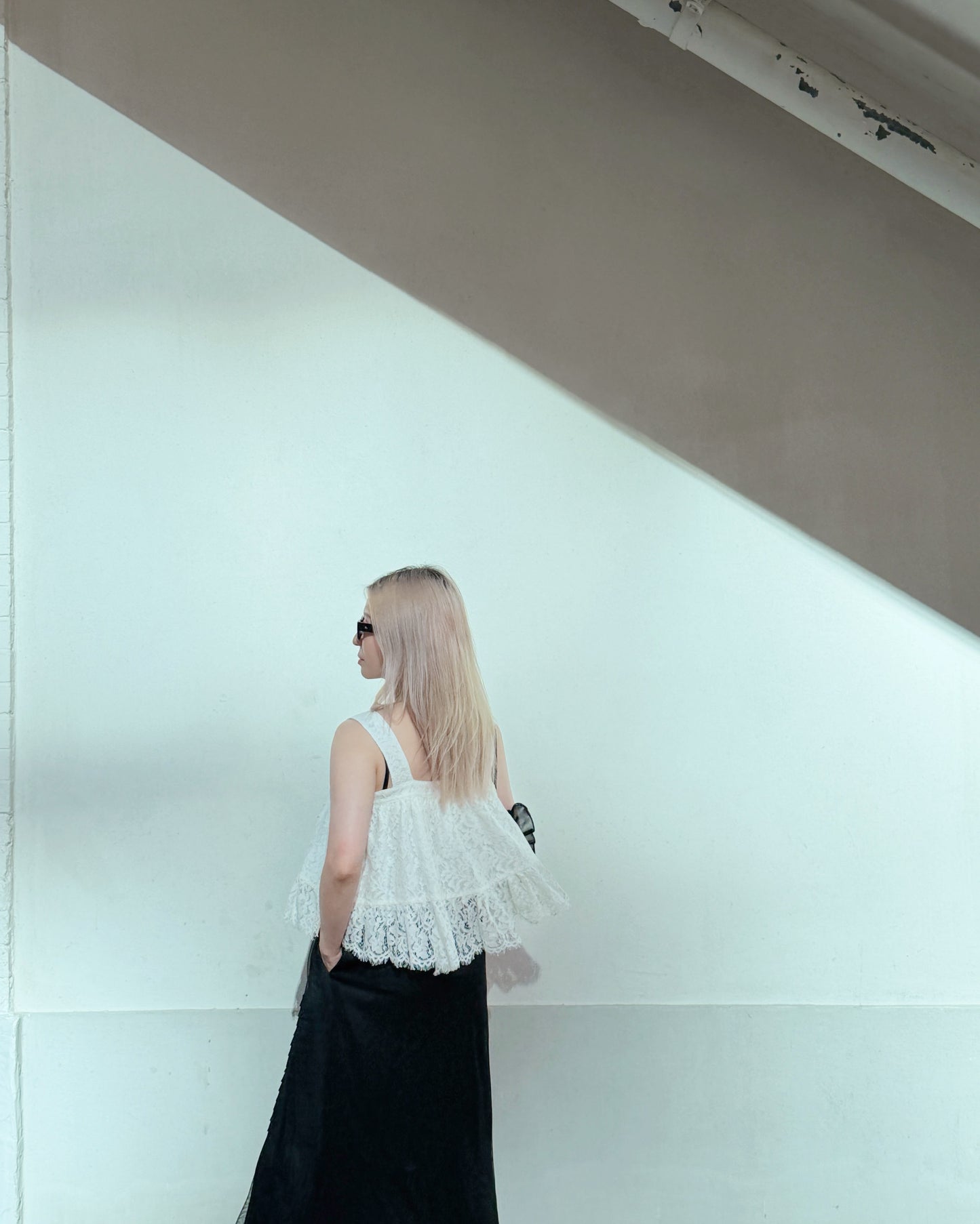 (Pre-order) aalis DIANA SS26 cropped lace tank (White)
