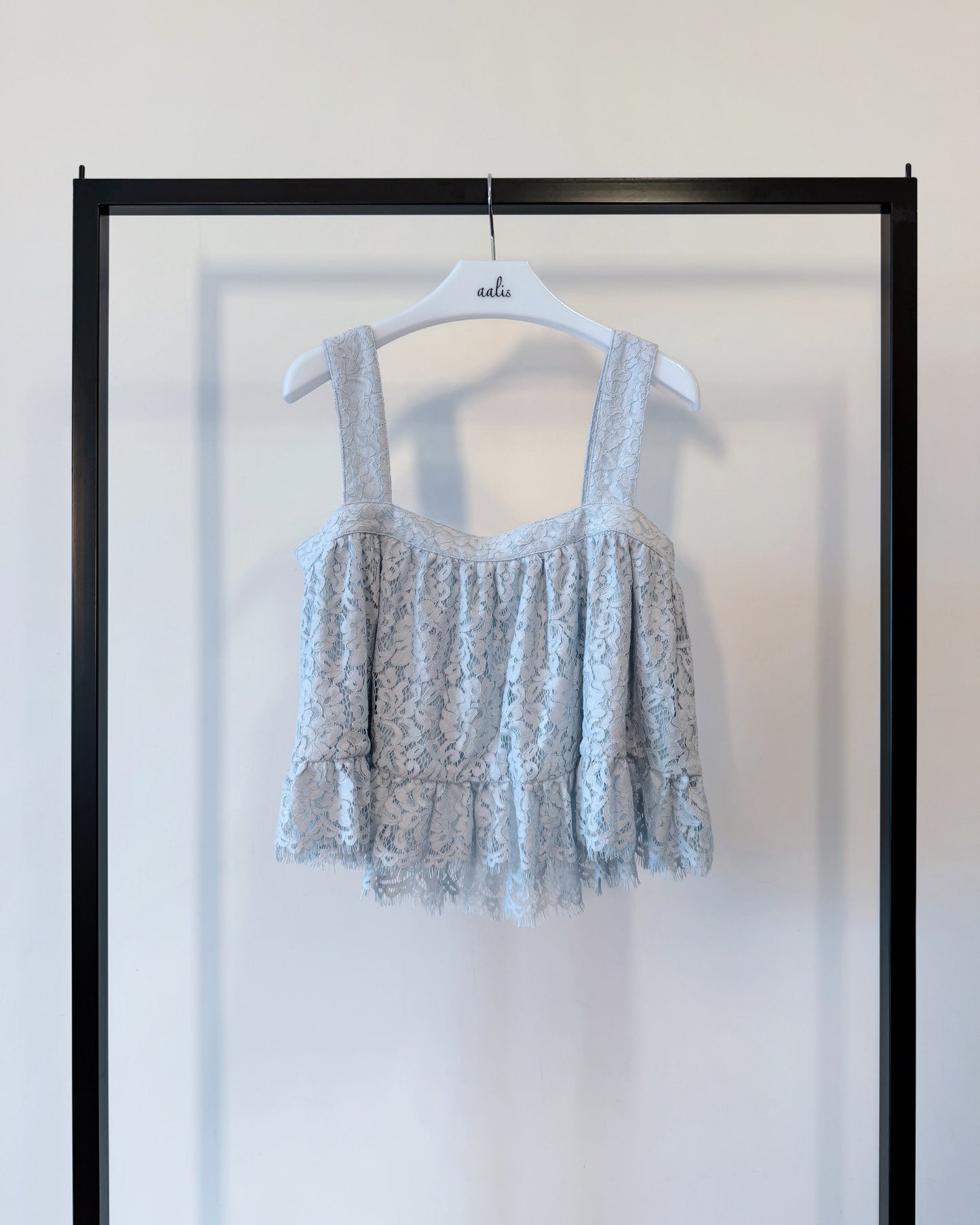 aalis DIANA SS26 cropped lace tank (Blue)
