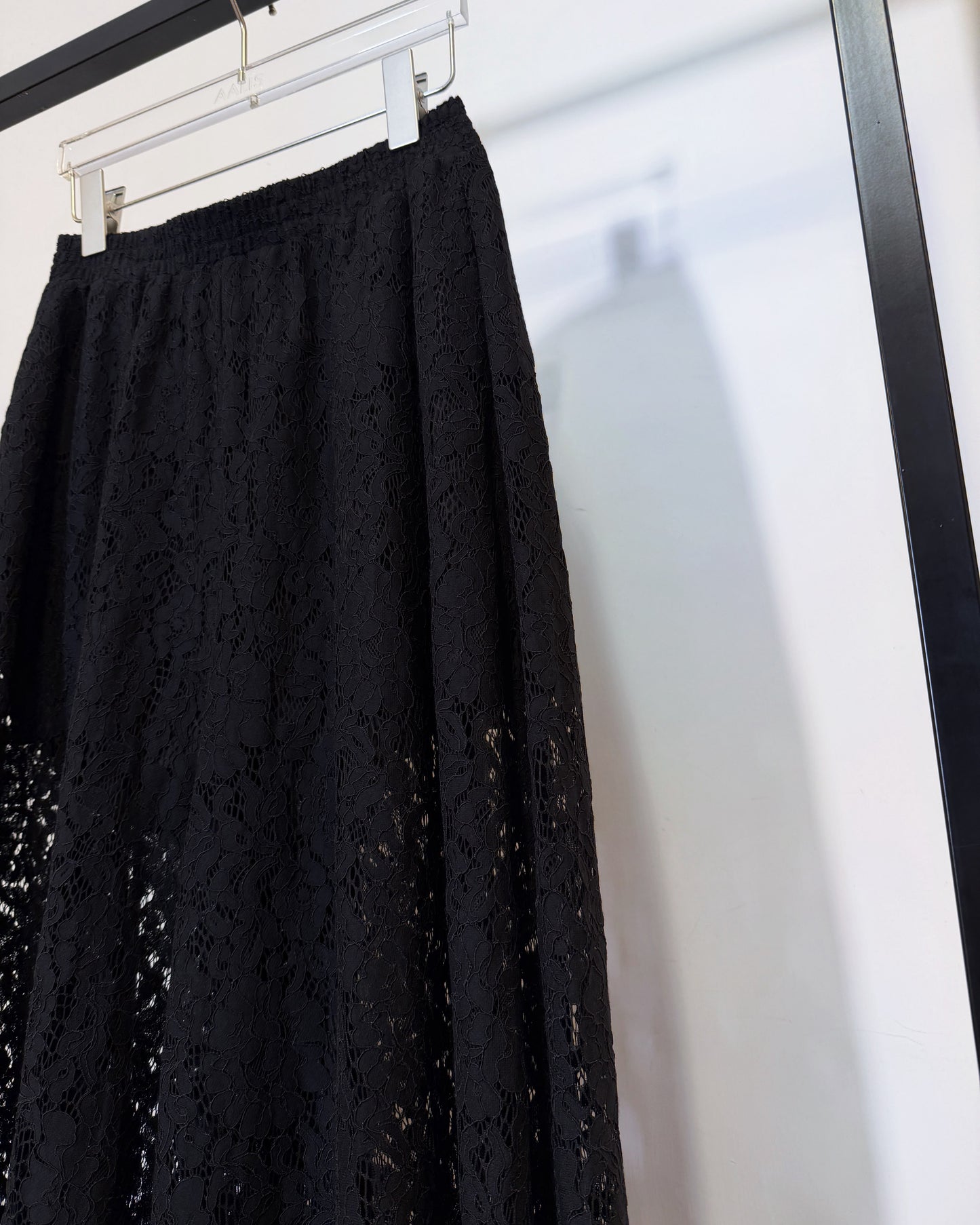aalis OLINDA SS26 lace wide leg pants (Black)