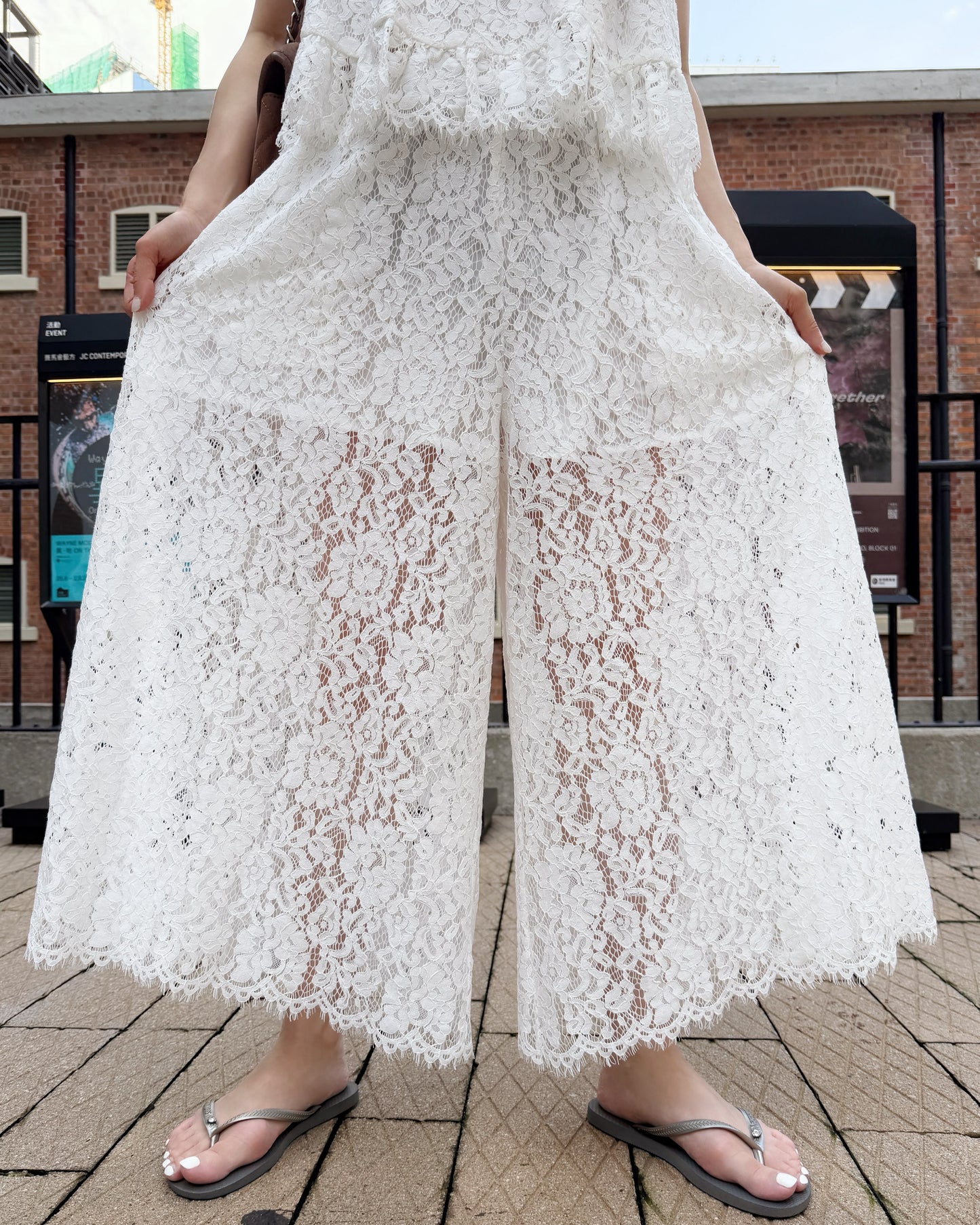 aalis OLINDA SS26 lace wide leg pants (White)
