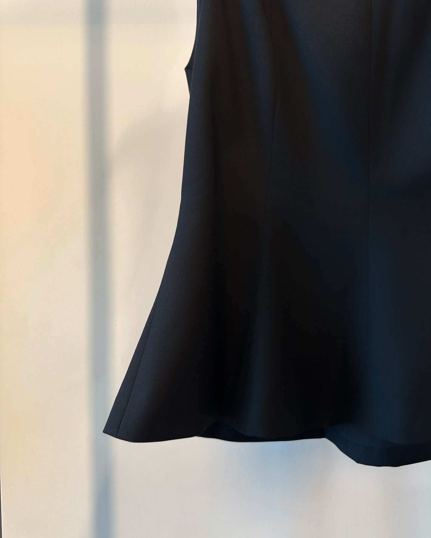 aalis OSI square neck lace trim fitted peplum top (Black)