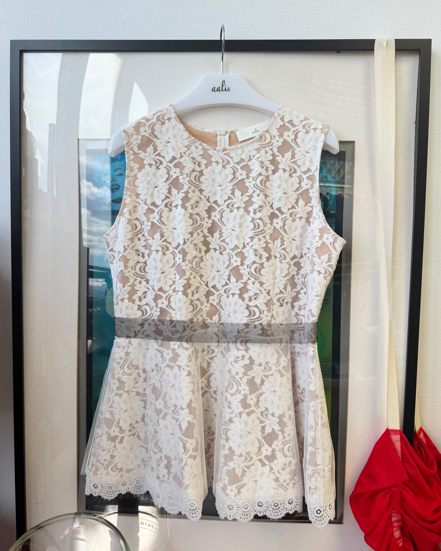 aalis NOVIE lace with mesh layer top (White)