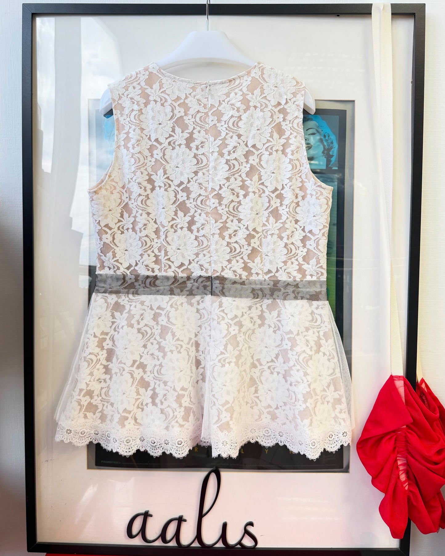 aalis NOVIE lace with mesh layer top (White)
