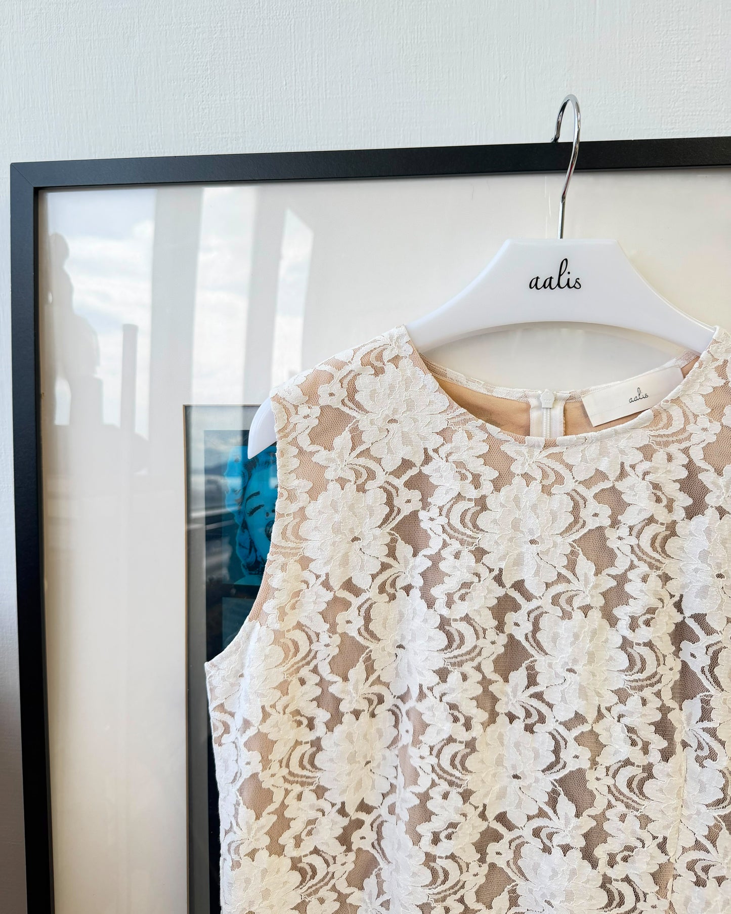 aalis NOVIE lace with mesh layer top (White)