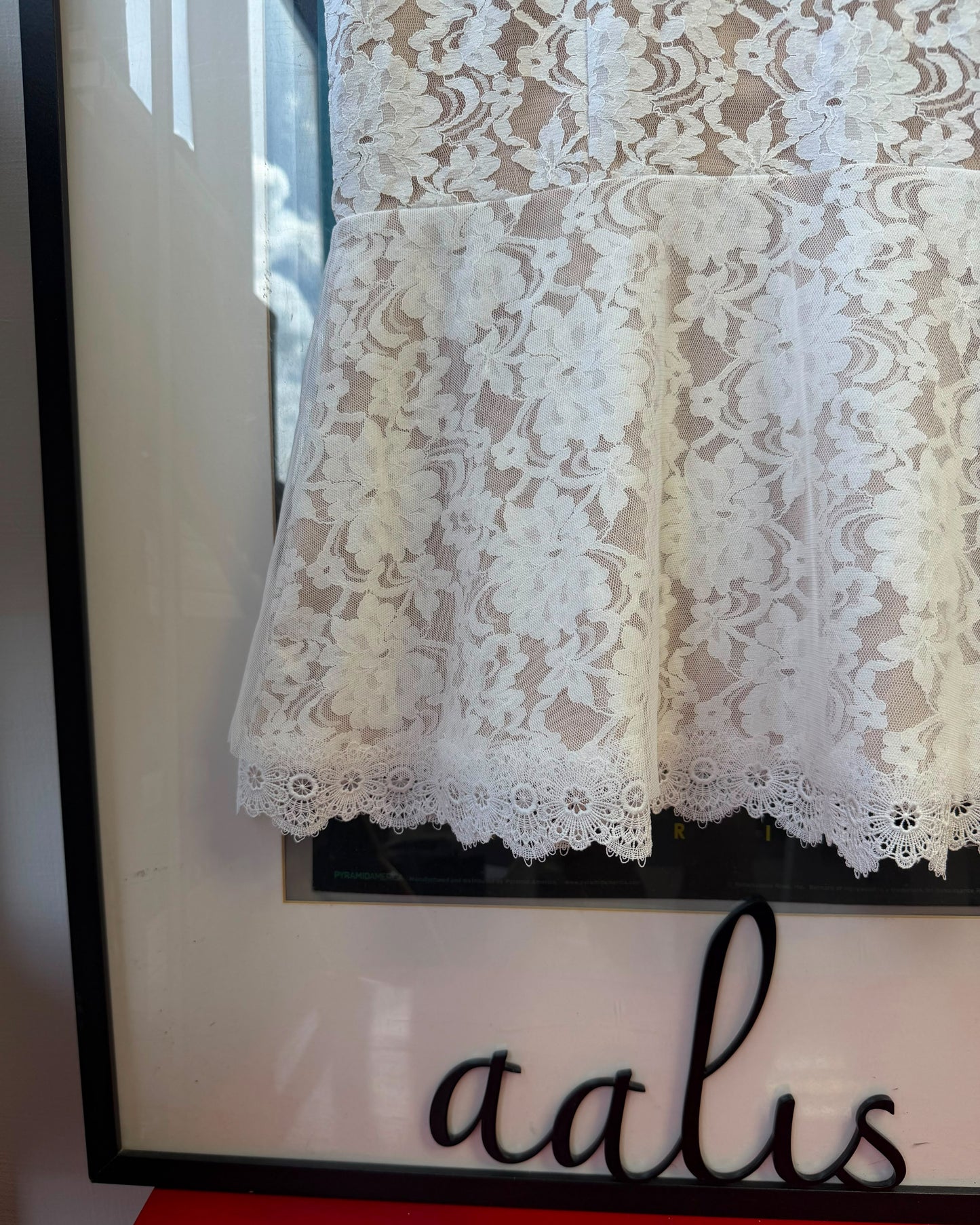aalis NOVIE lace with mesh layer top (White)