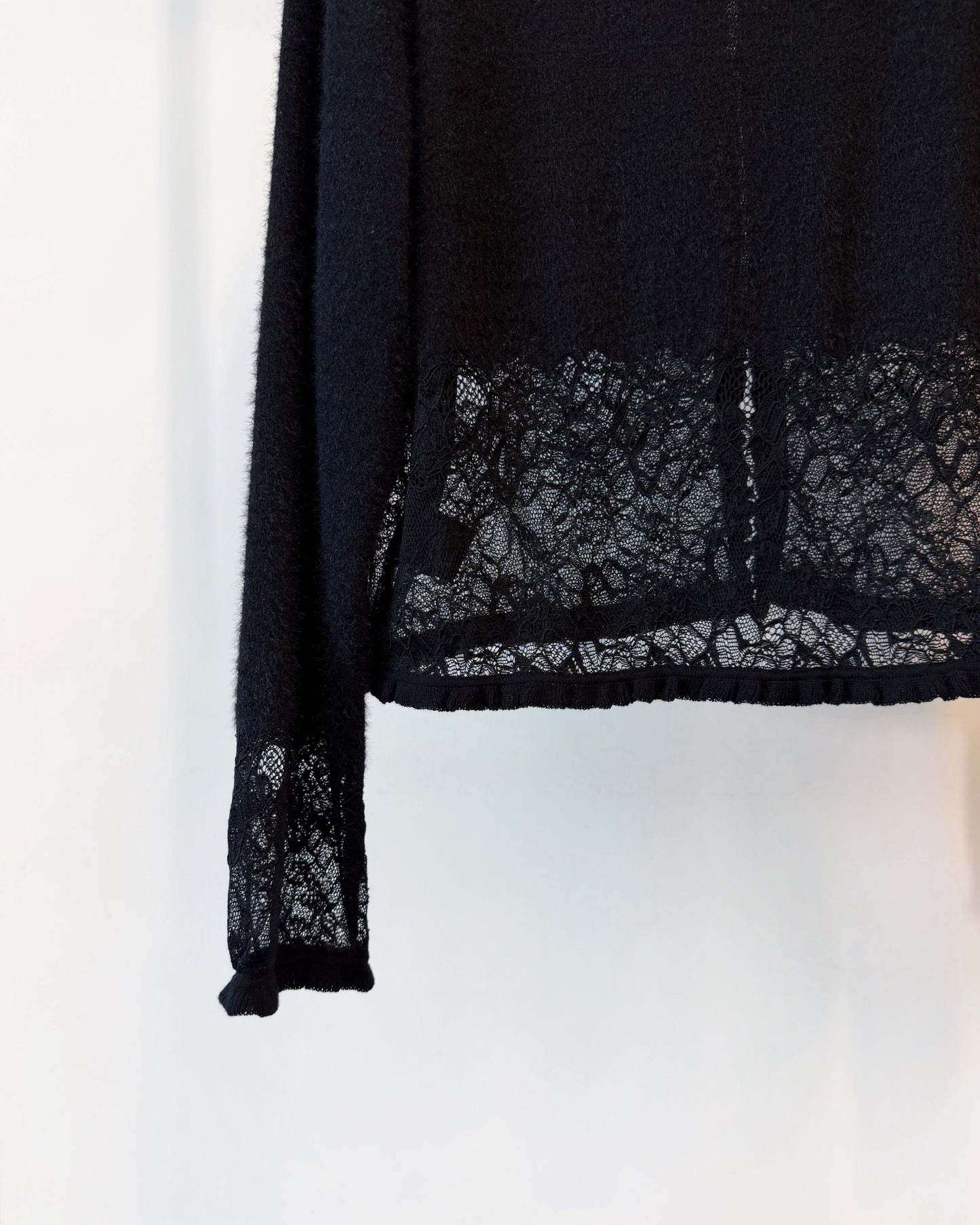 aalis RICA tiny ruffle trim cardigan (Black)