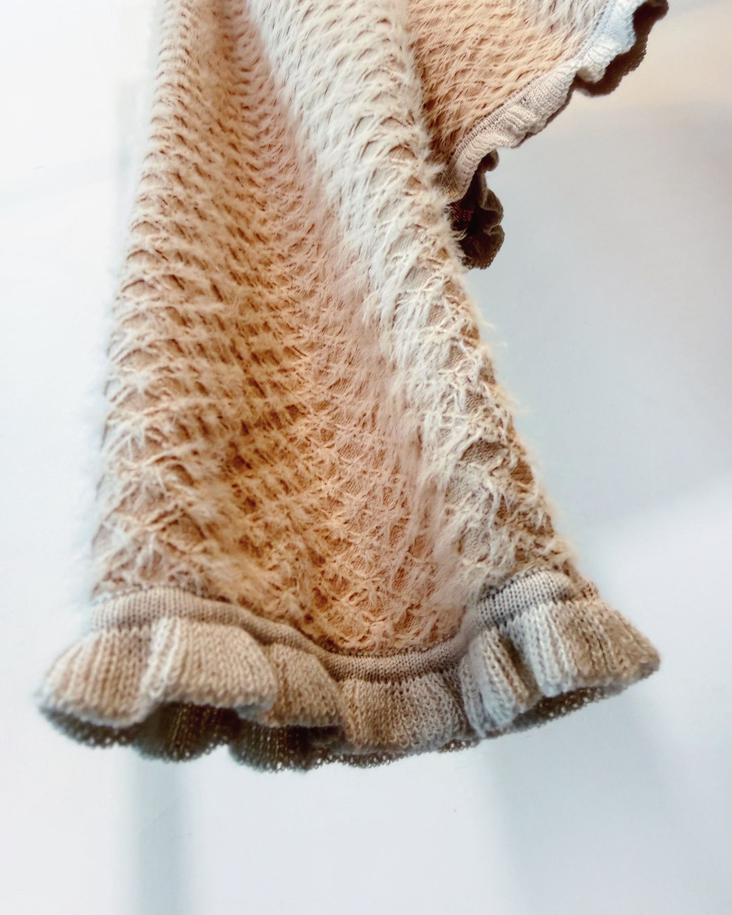 aalis RICA tiny ruffle trim cardigan (Nude)