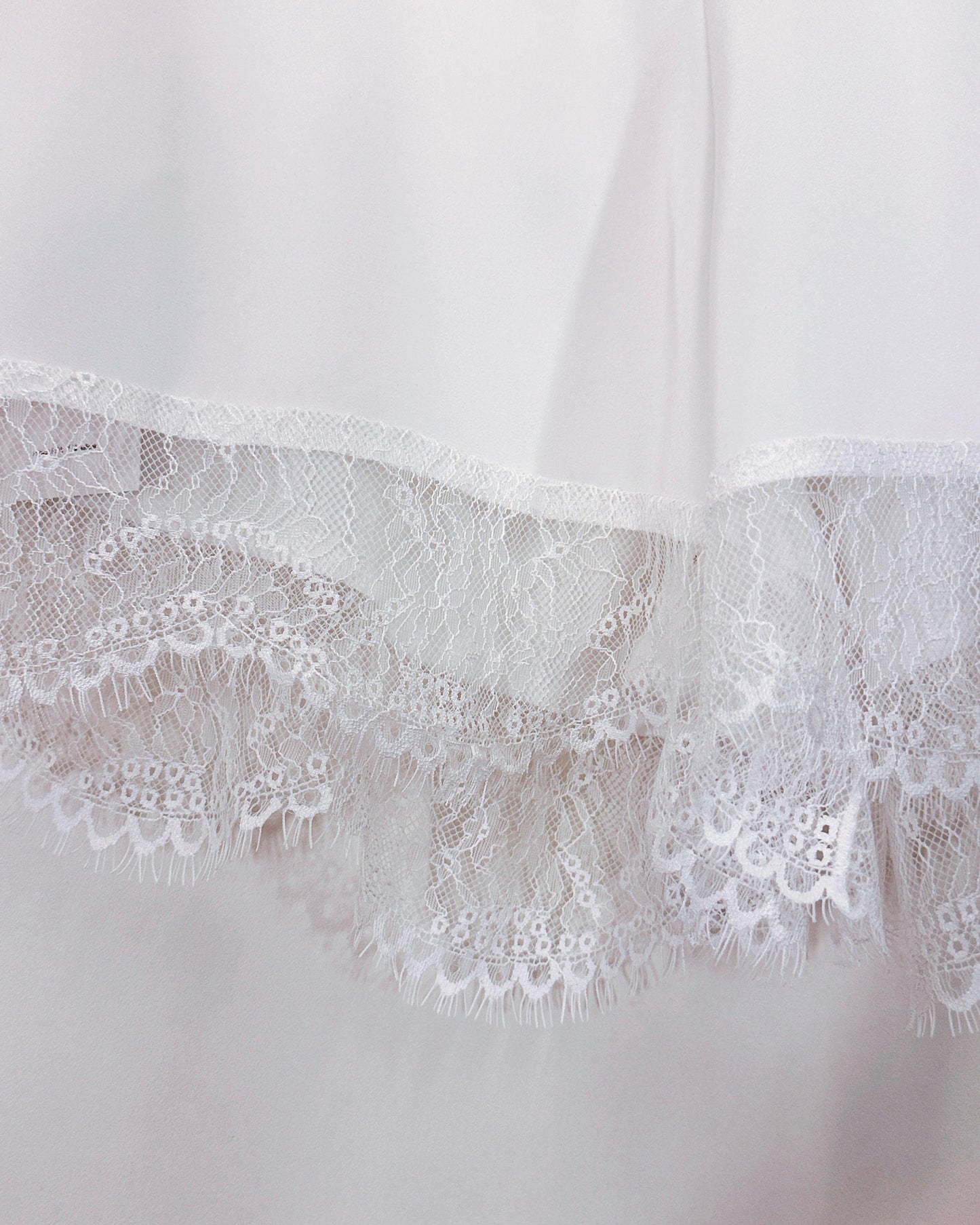aalis SOVI SS26 lace trim lining shorts (White)