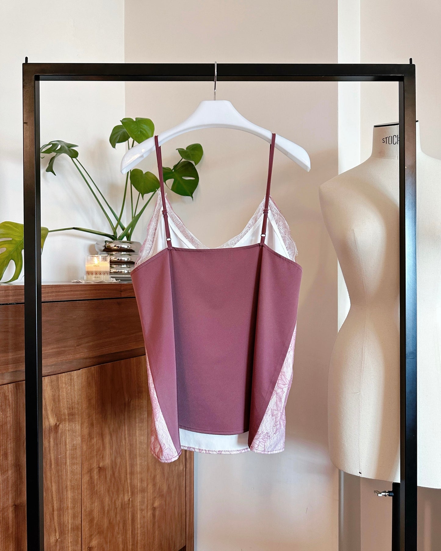 aalis NEAS SS26 double layer lace camisole (Rose Pink)