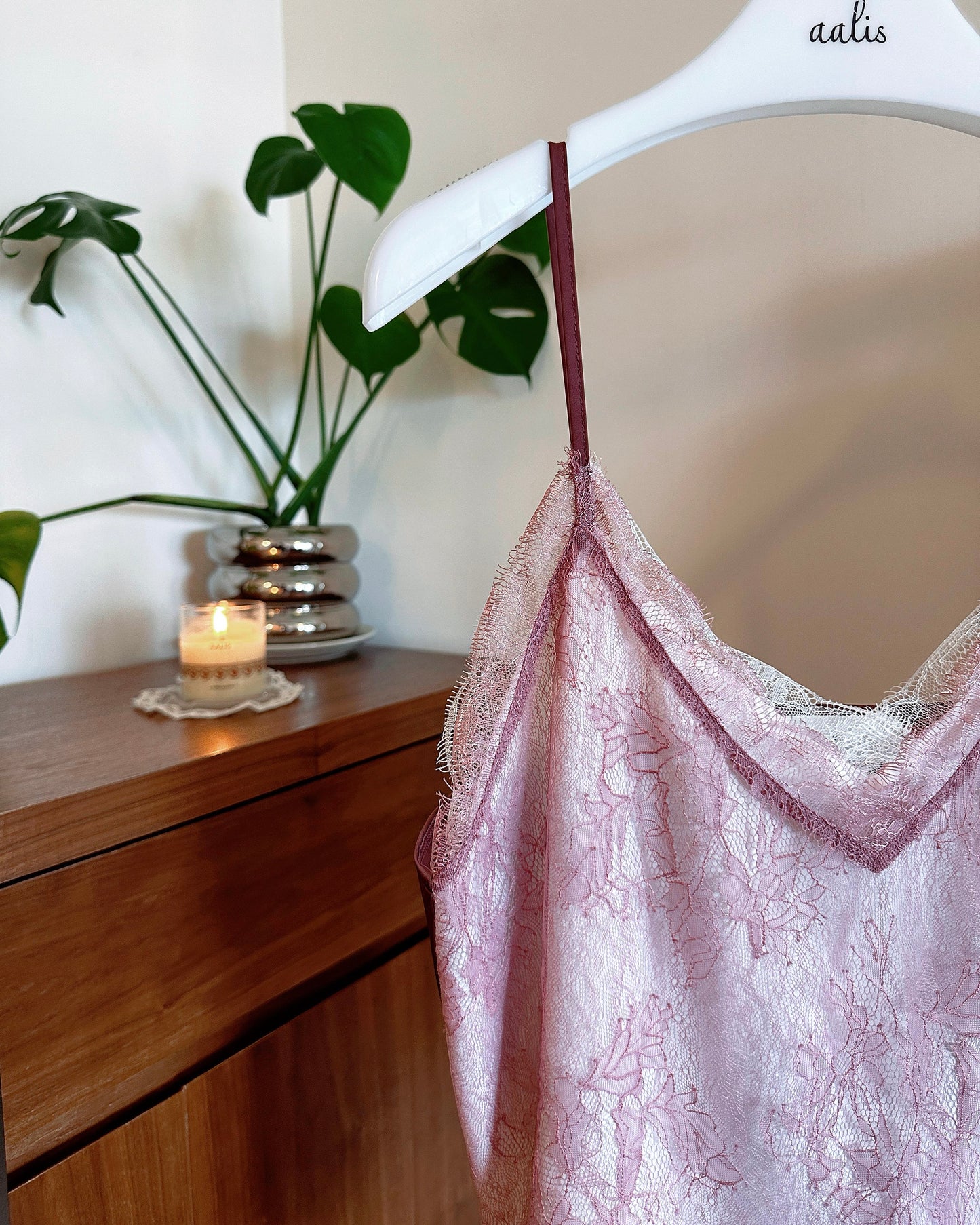 aalis NEAS SS26 double layer lace camisole (Rose Pink)
