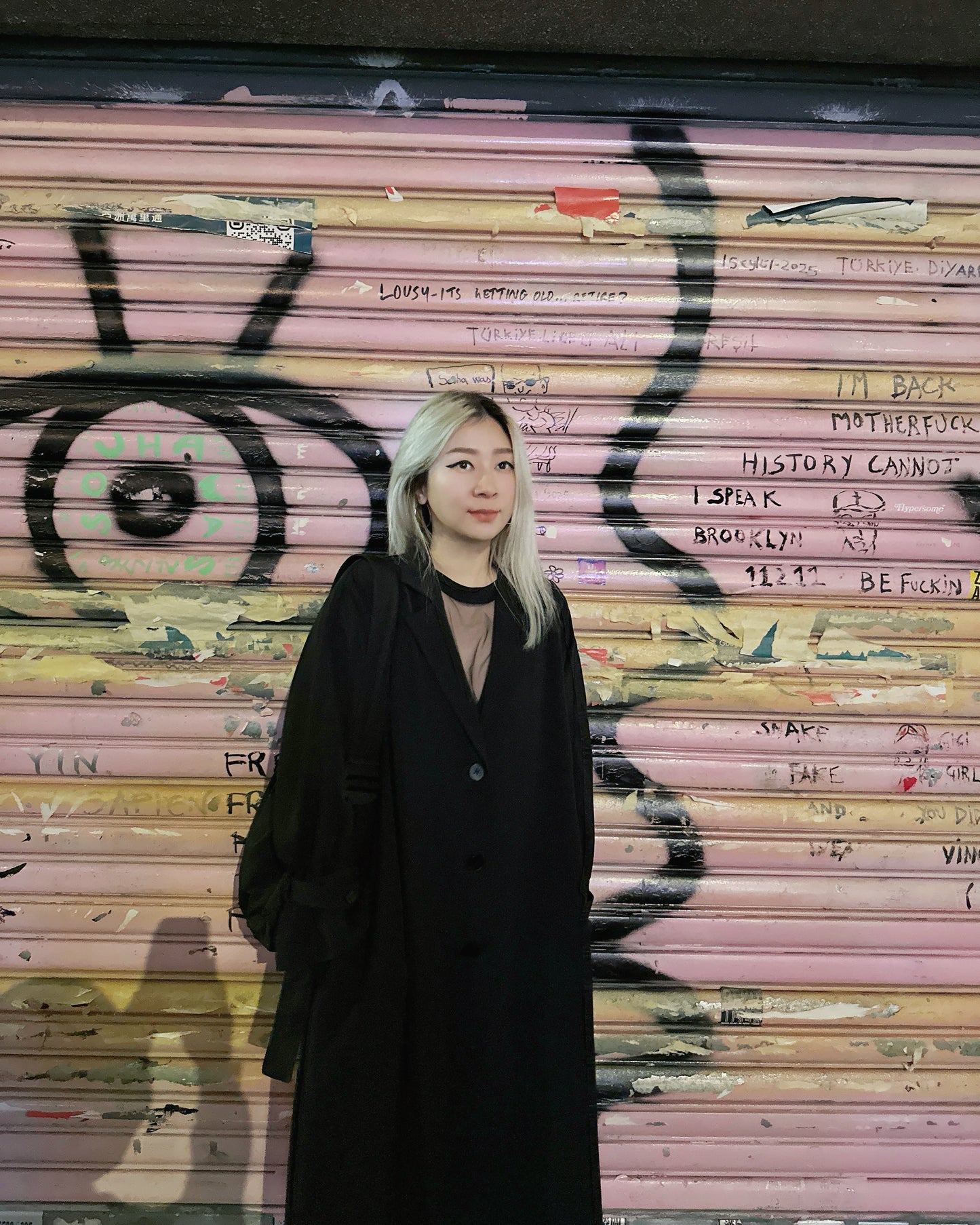 aalis ESENA mesh open back trench coat (Black)