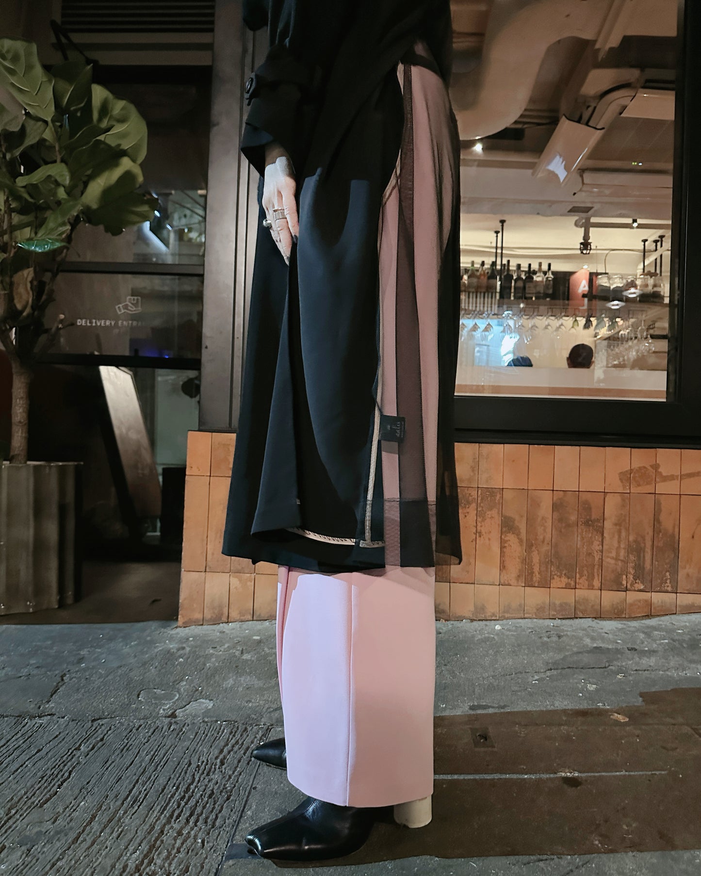 aalis ESENA mesh open back trench coat (Black)