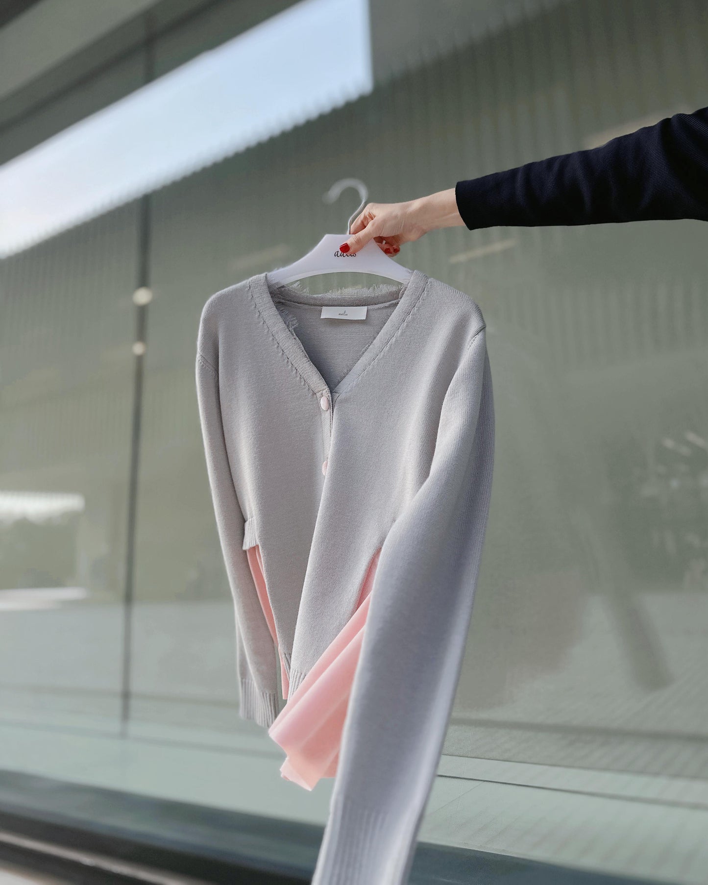 aalis CHARLEE velvet panel V neck cardigan (Heather Grey)