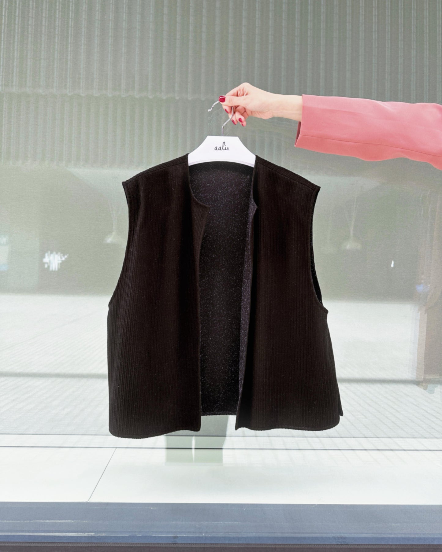 aalis KIMBER KNIT two way vest (Black)