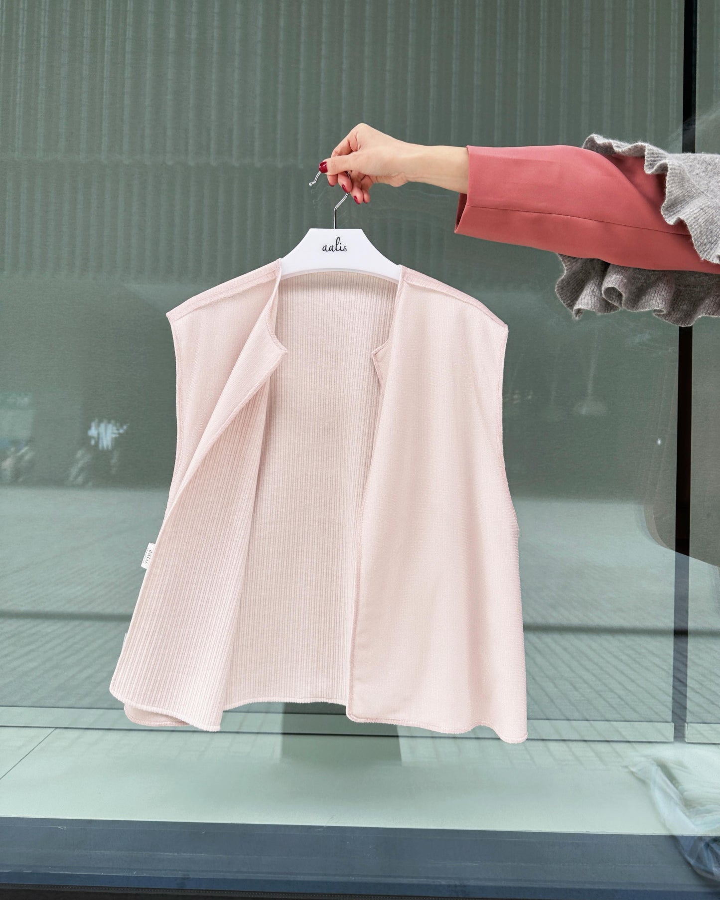 aalis KIMBER KNIT two way vest (Light Pink)