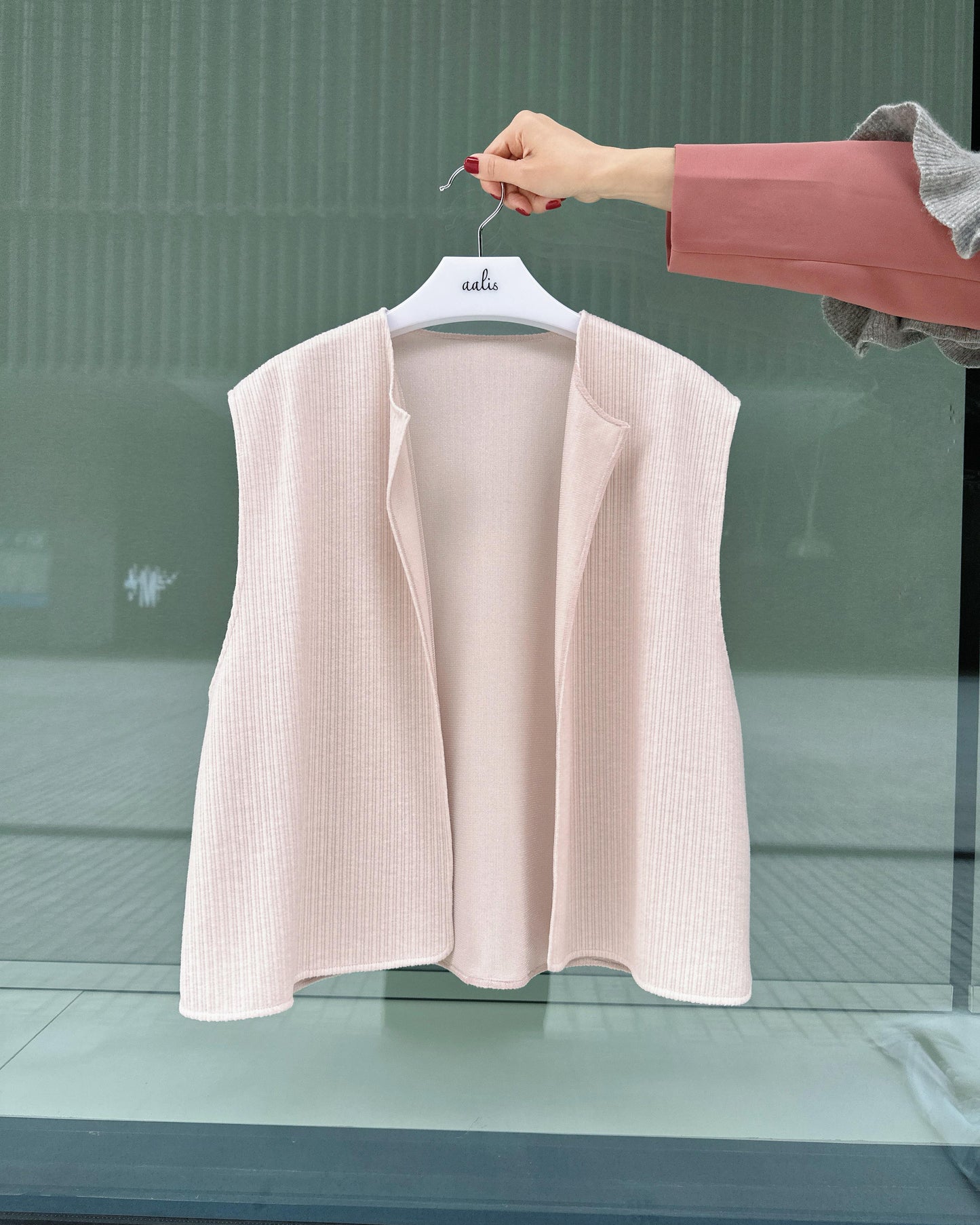 aalis KIMBER KNIT two way vest (Light Pink)