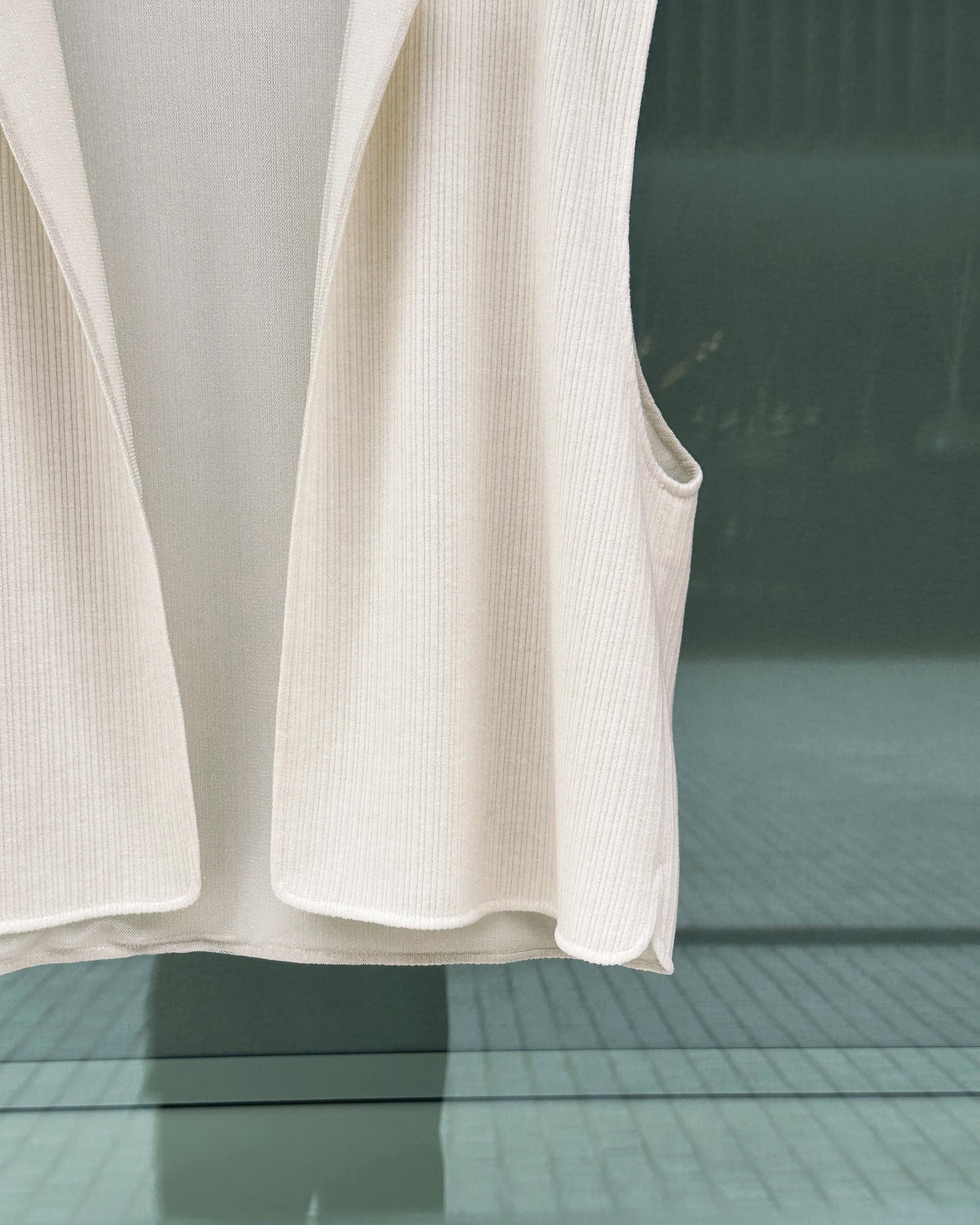 aalis KIMBER KNIT two way vest (White)