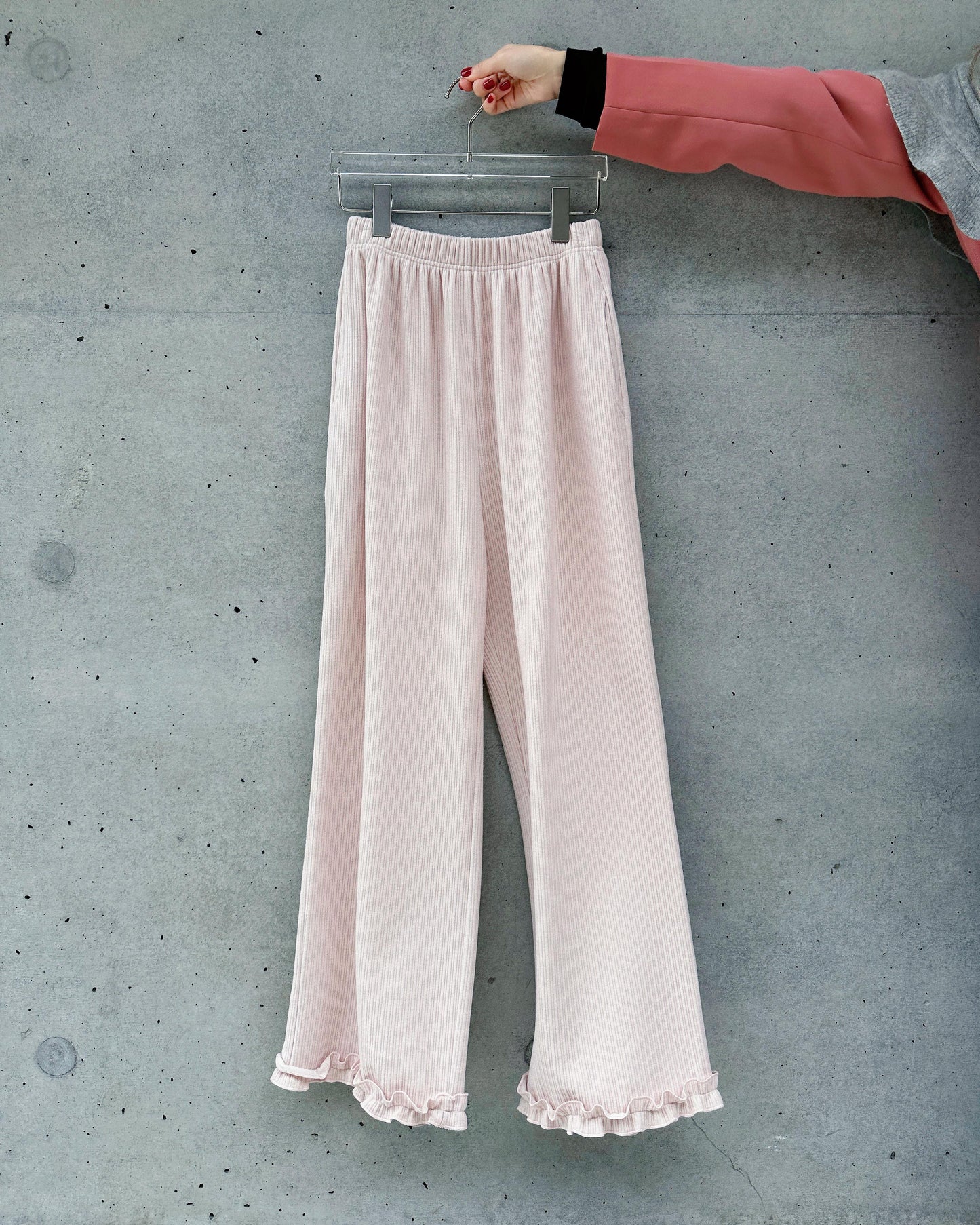 aalis LILIA T ruffle hem track pants  (Lt Pink)