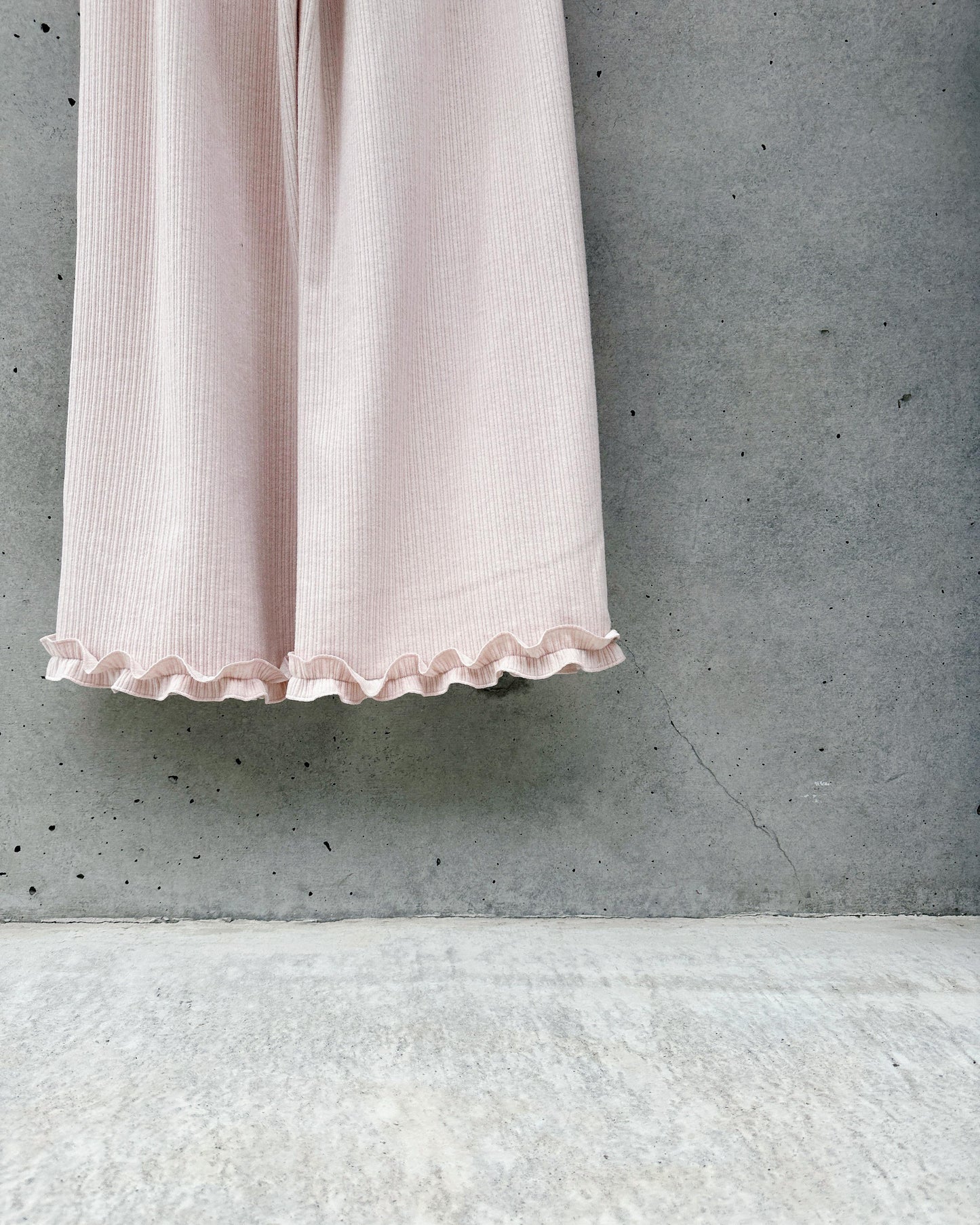 aalis LILIA T ruffle hem track pants  (Lt Pink)