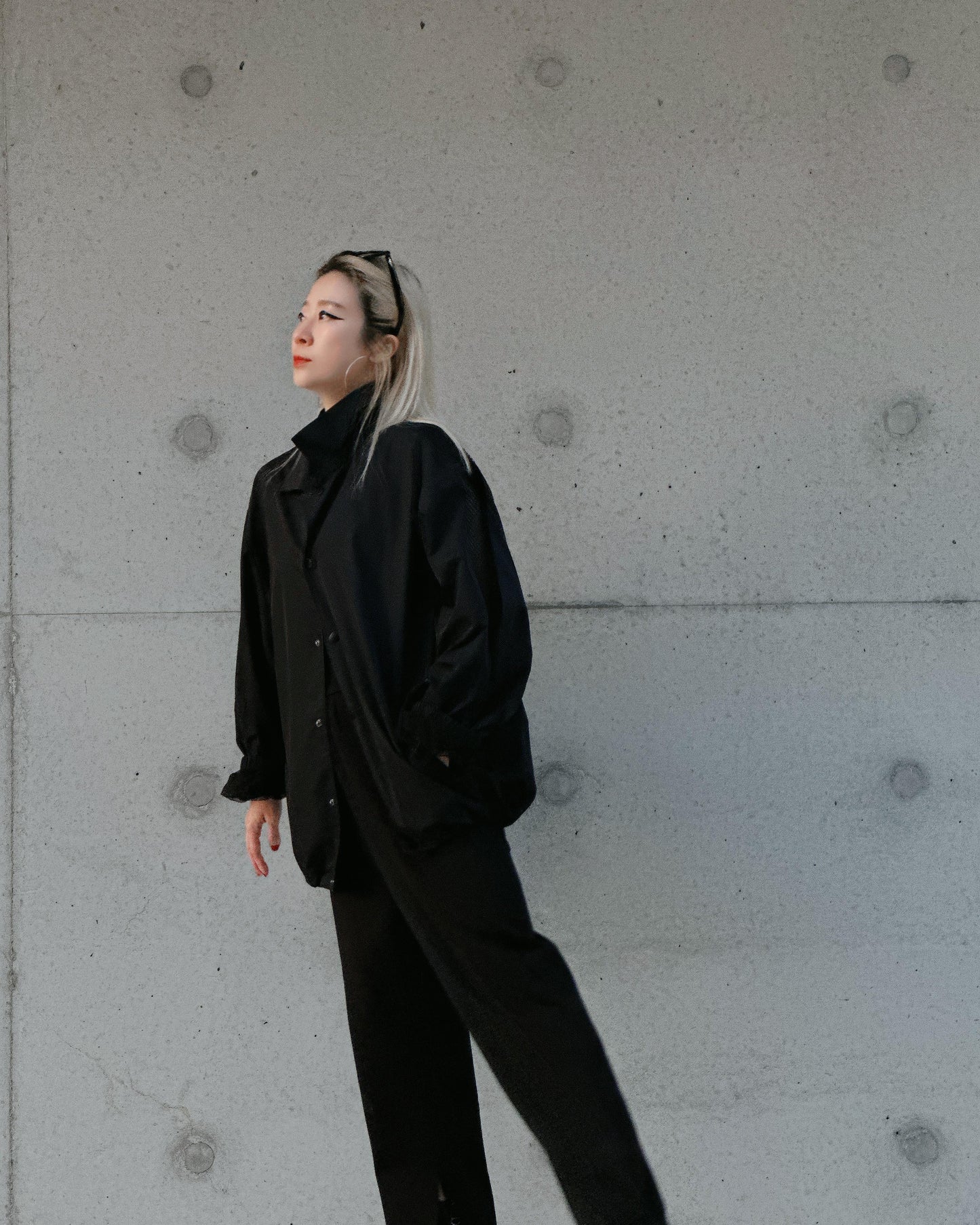 aalis XYLER mesh panel windbreaker (Black)