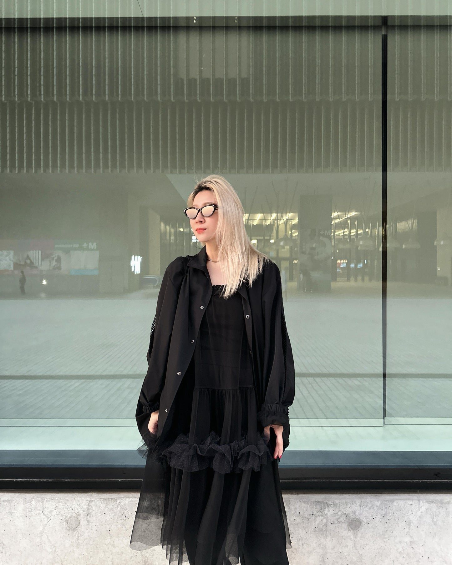 aalis XYLER mesh panel windbreaker (Black)