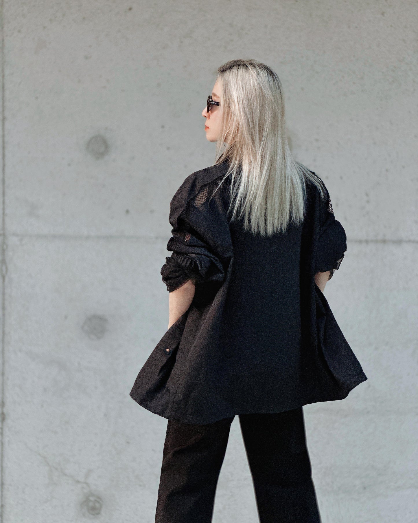 aalis XYLER mesh panel windbreaker (Black)