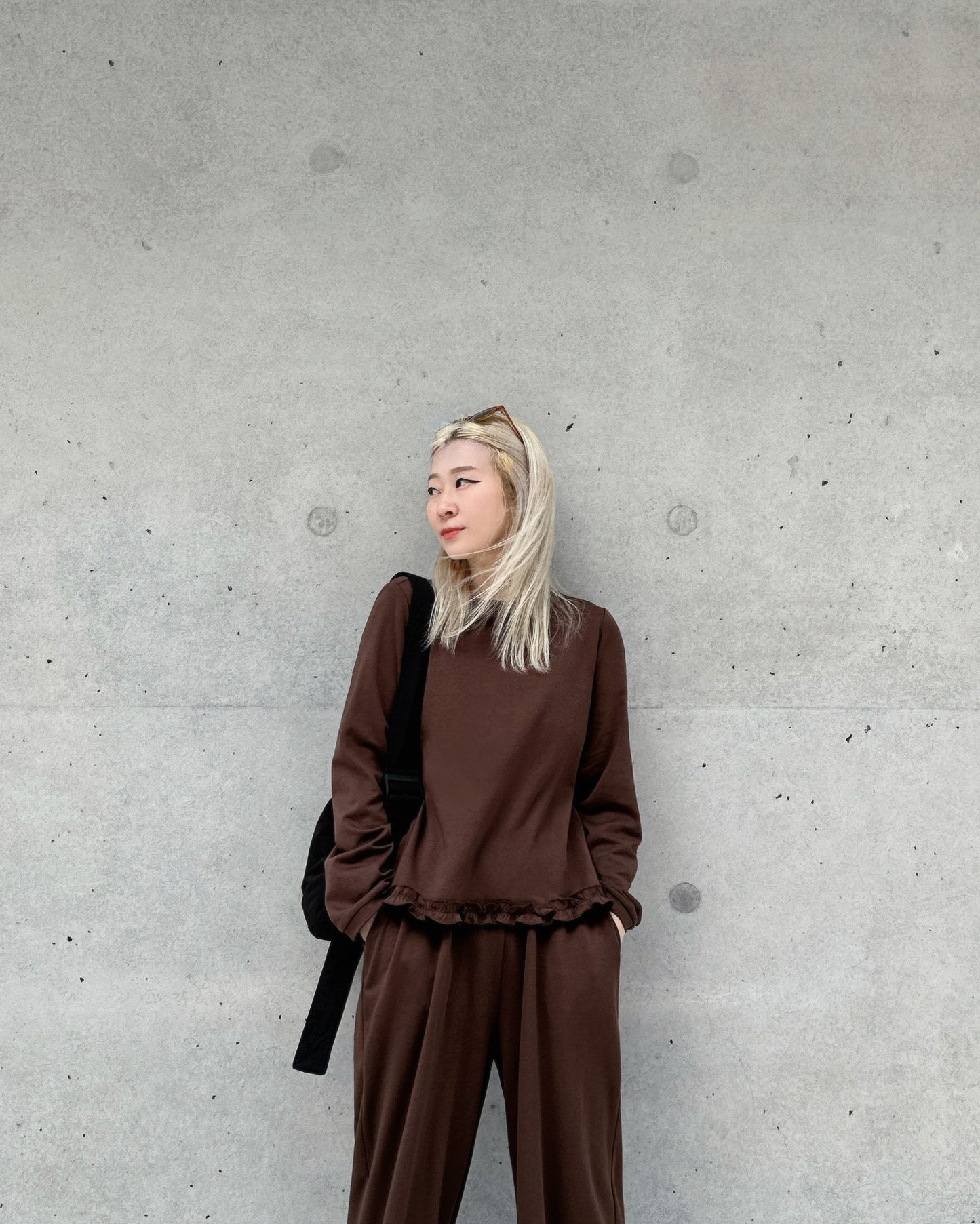 aalis LILY ruffle hem sweater (Brown)