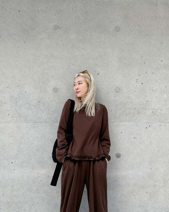 aalis LILY ruffle hem sweater (Brown)