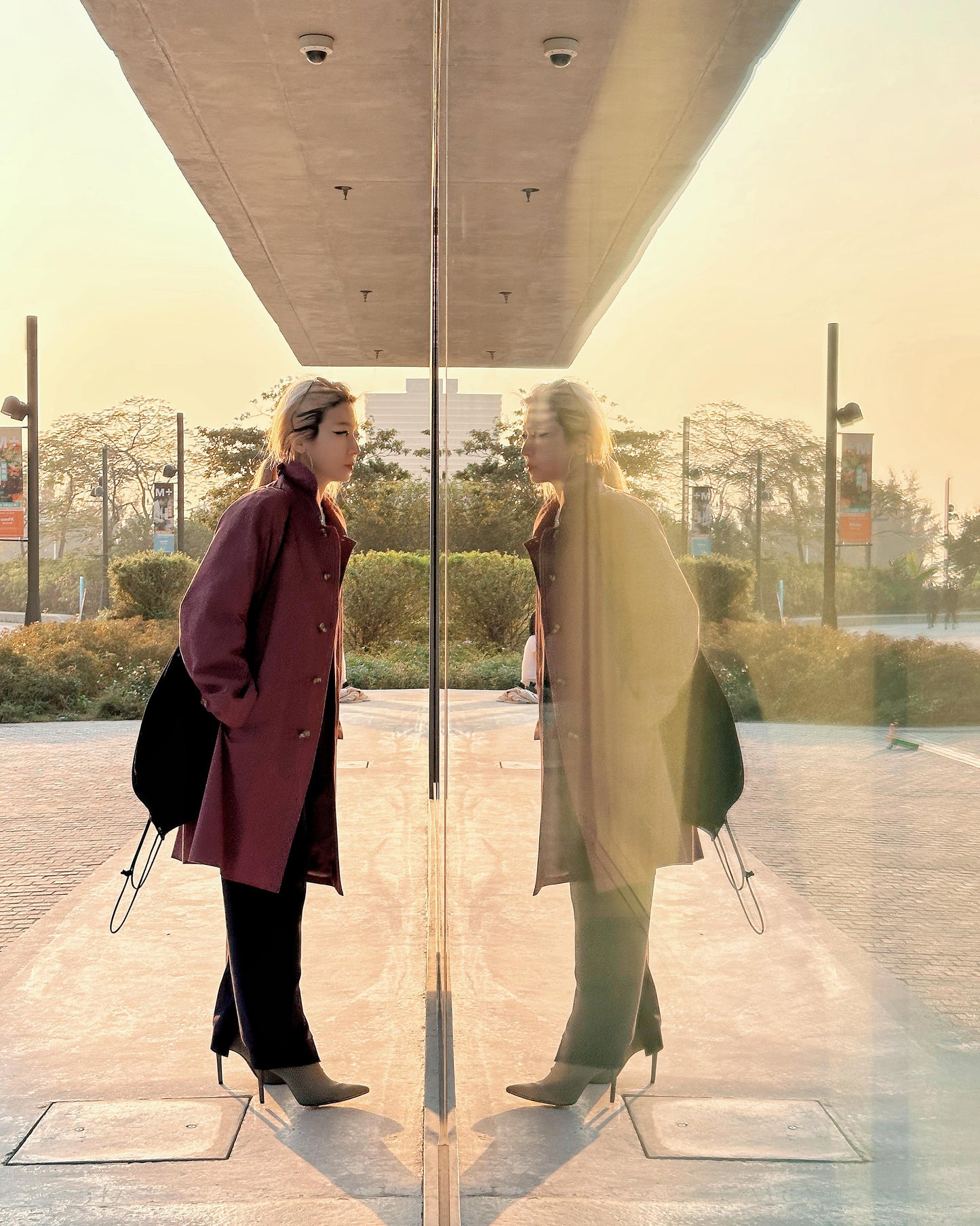 aalis MAIZE raglan sleeves mid length trench coat (Mauve)