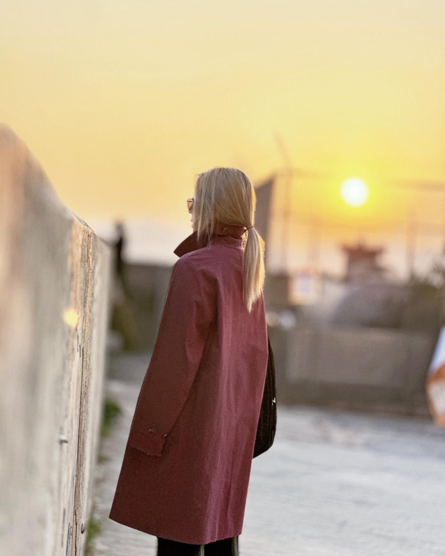 aalis MAIZE raglan sleeves mid length trench coat (Mauve)