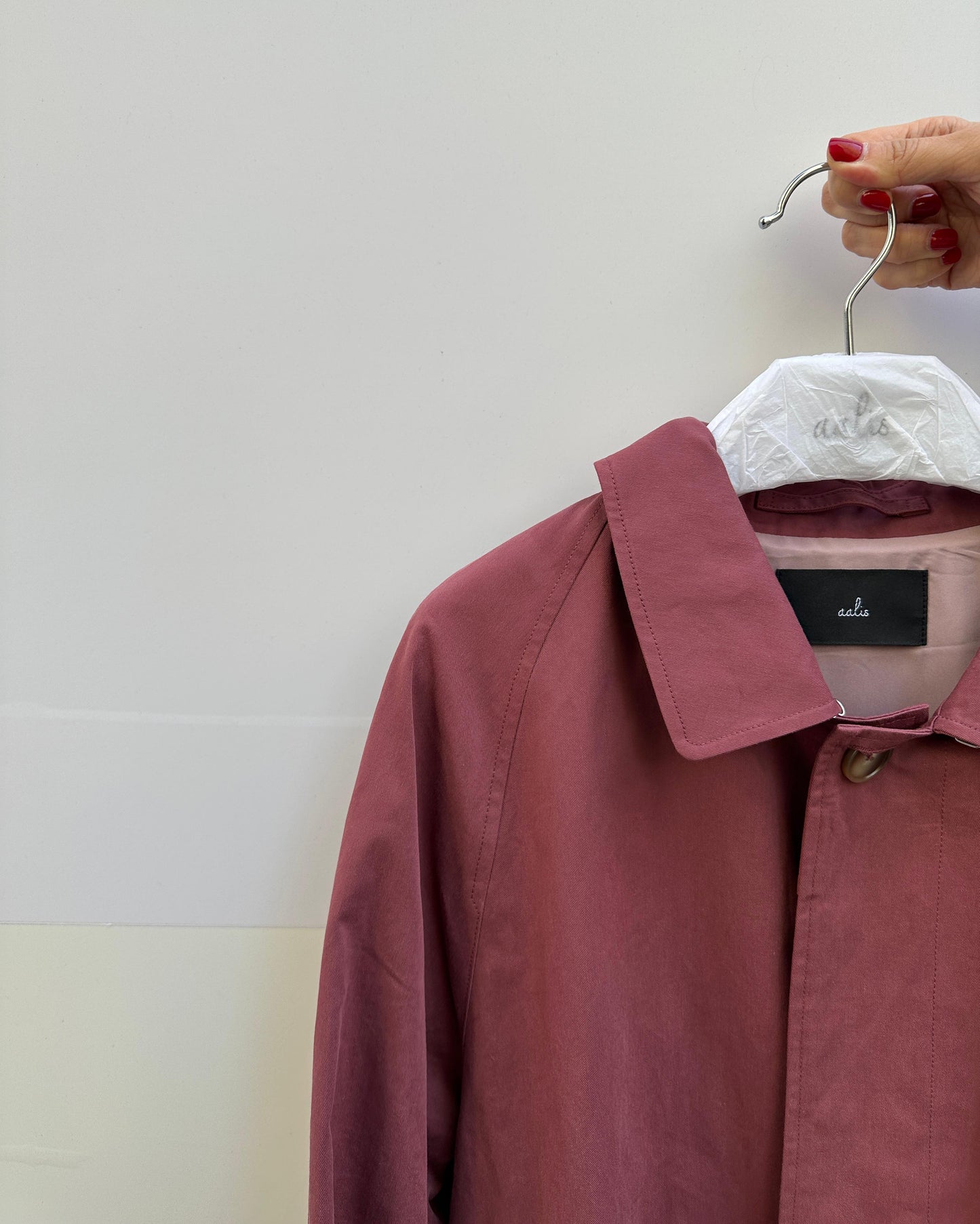 aalis MAIZE raglan sleeves mid length trench coat (Mauve)