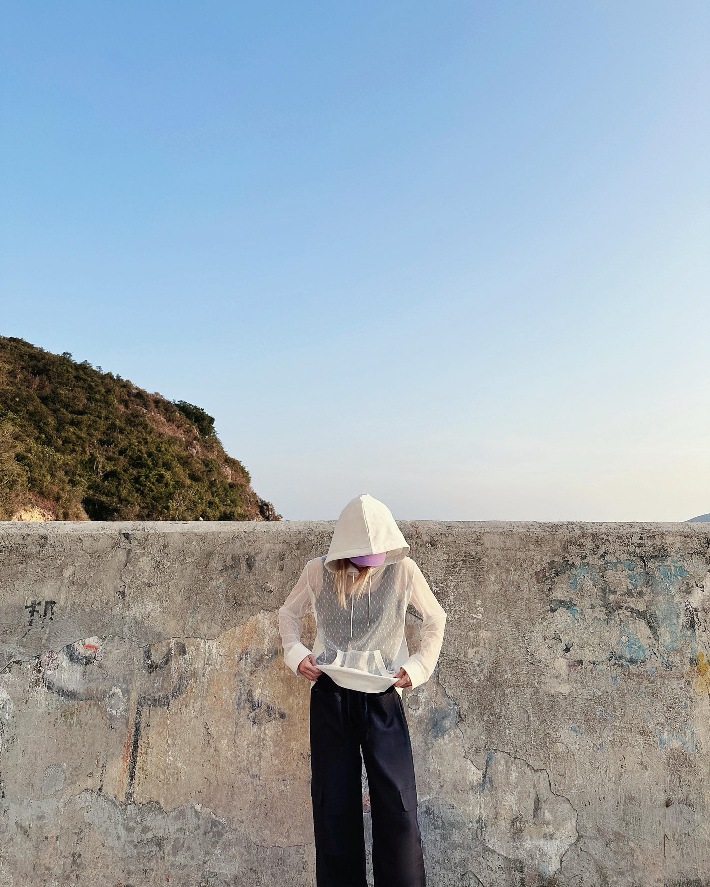 aalis YOSHE mesh hoodie (White)