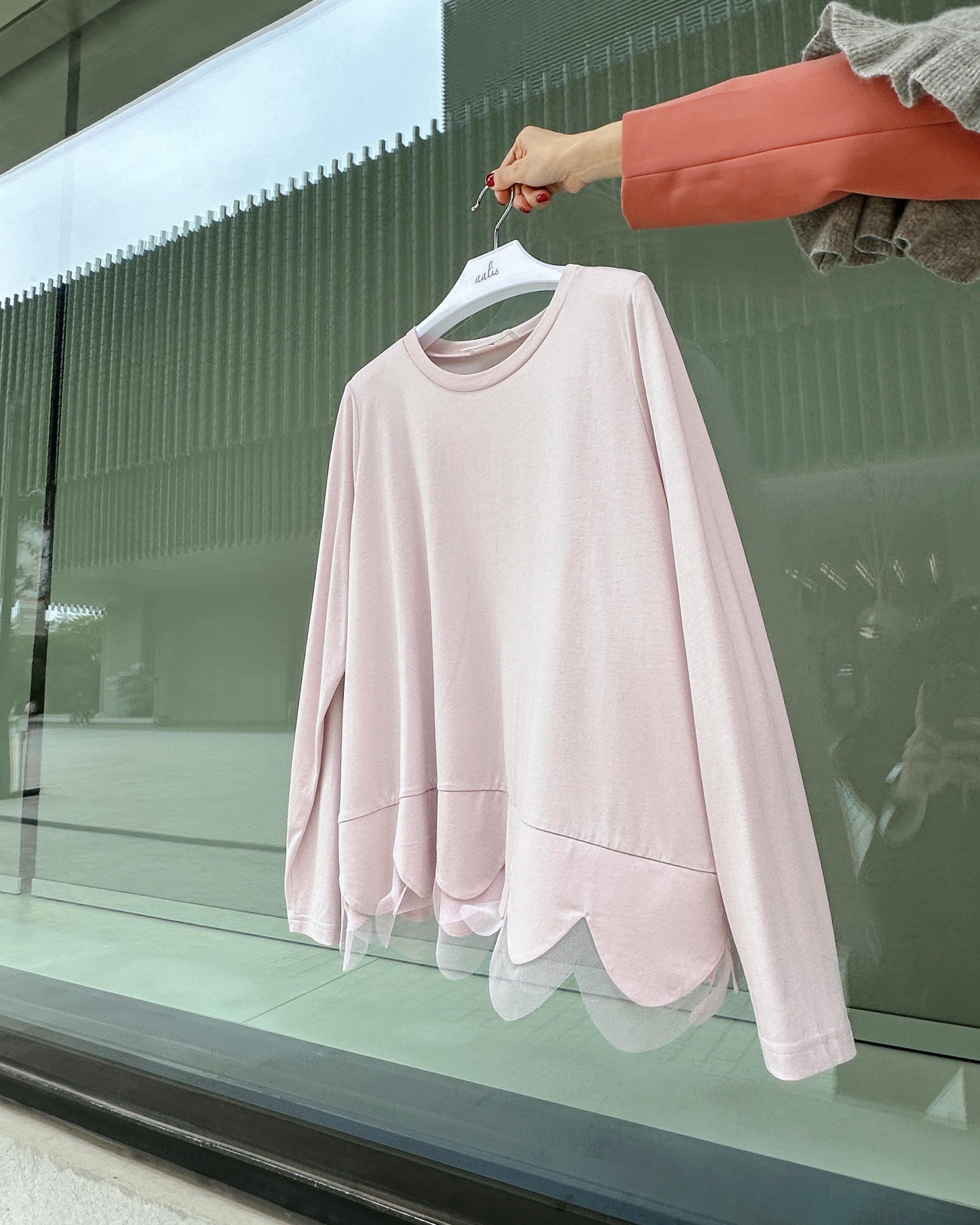 aalis ASA LS SS26 scallop hem mesh detail top (Lt Pink)