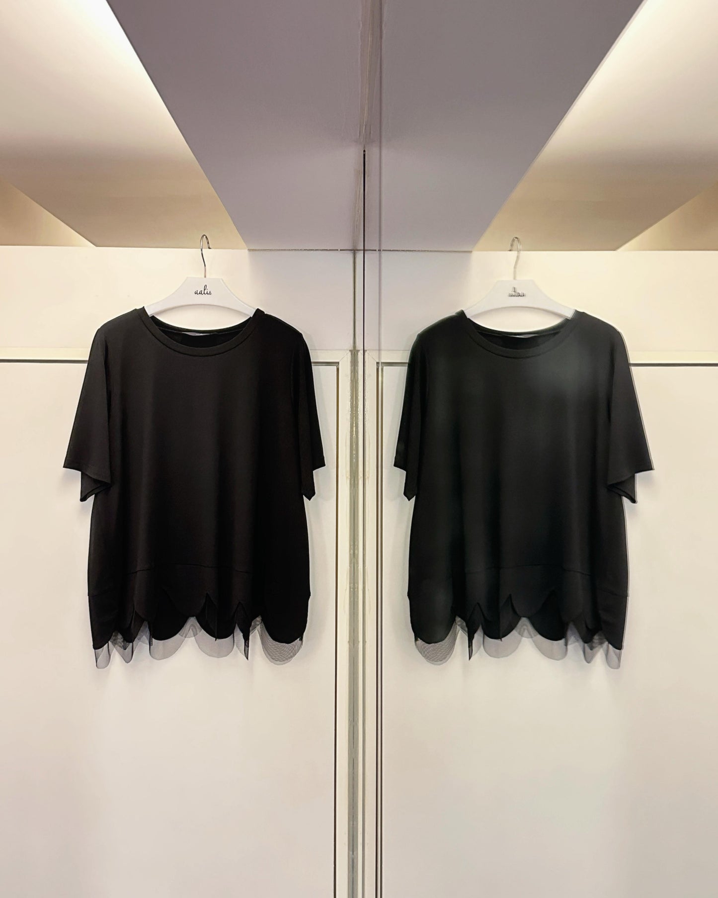 aalis ASA SS26 scallop hem mesh detail top (Black)