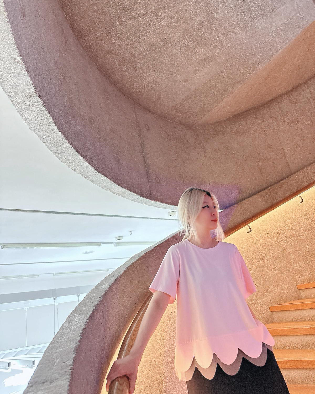 aalis ASA SS26 scallop hem mesh detail top (Pink)