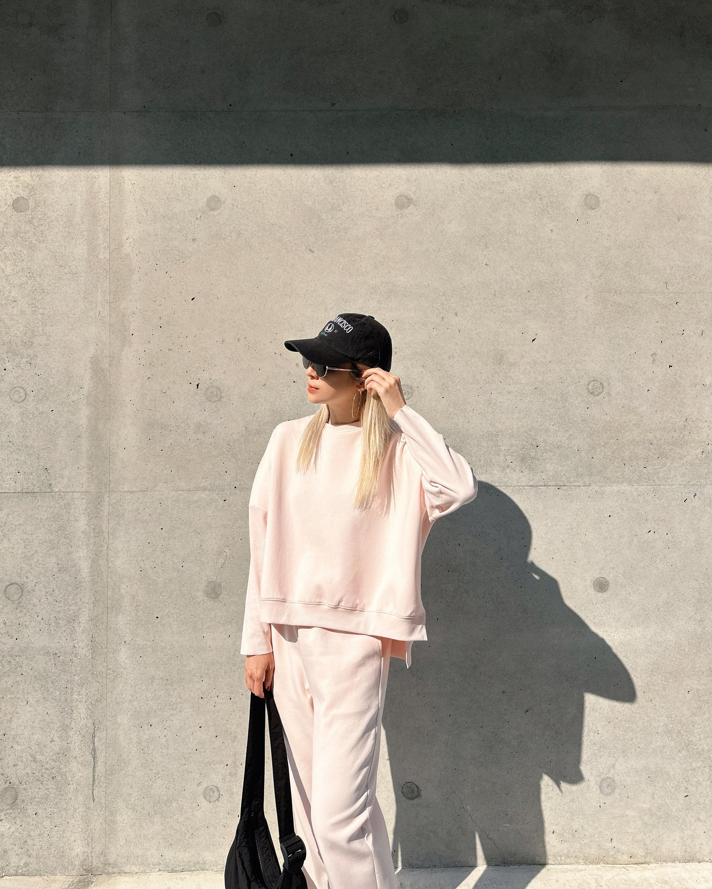 (Pre-order) aalis NATASA ribbed sleeves sweater (Lt Pink)