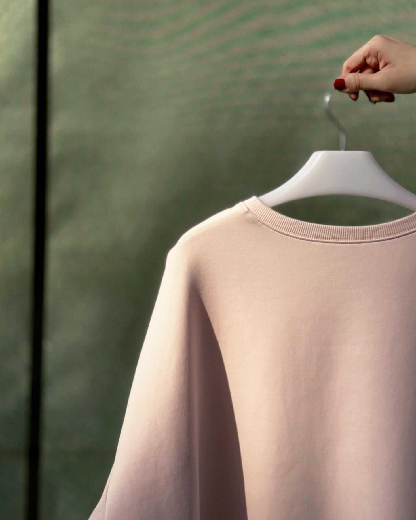 (Pre-order) aalis NATASA ribbed sleeves sweater (Lt Pink)